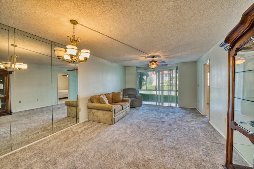 3001 E Sunrise Lakes Dr 112