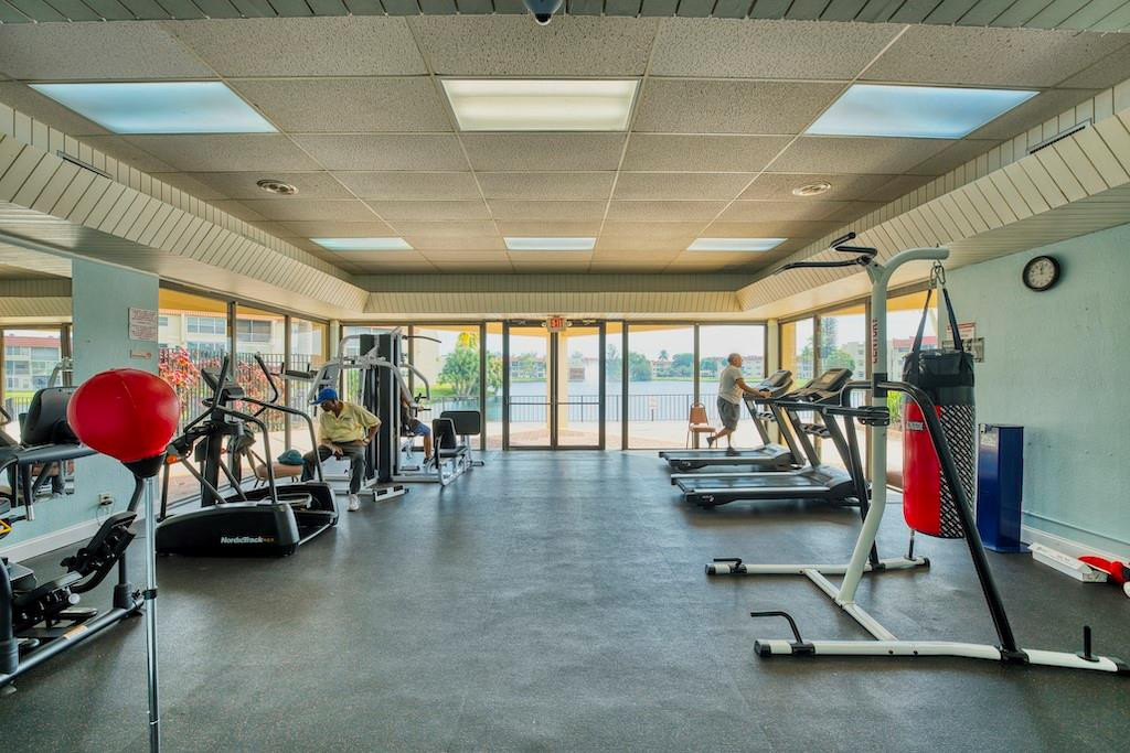 3001 E Sunrise Lakes Dr 112