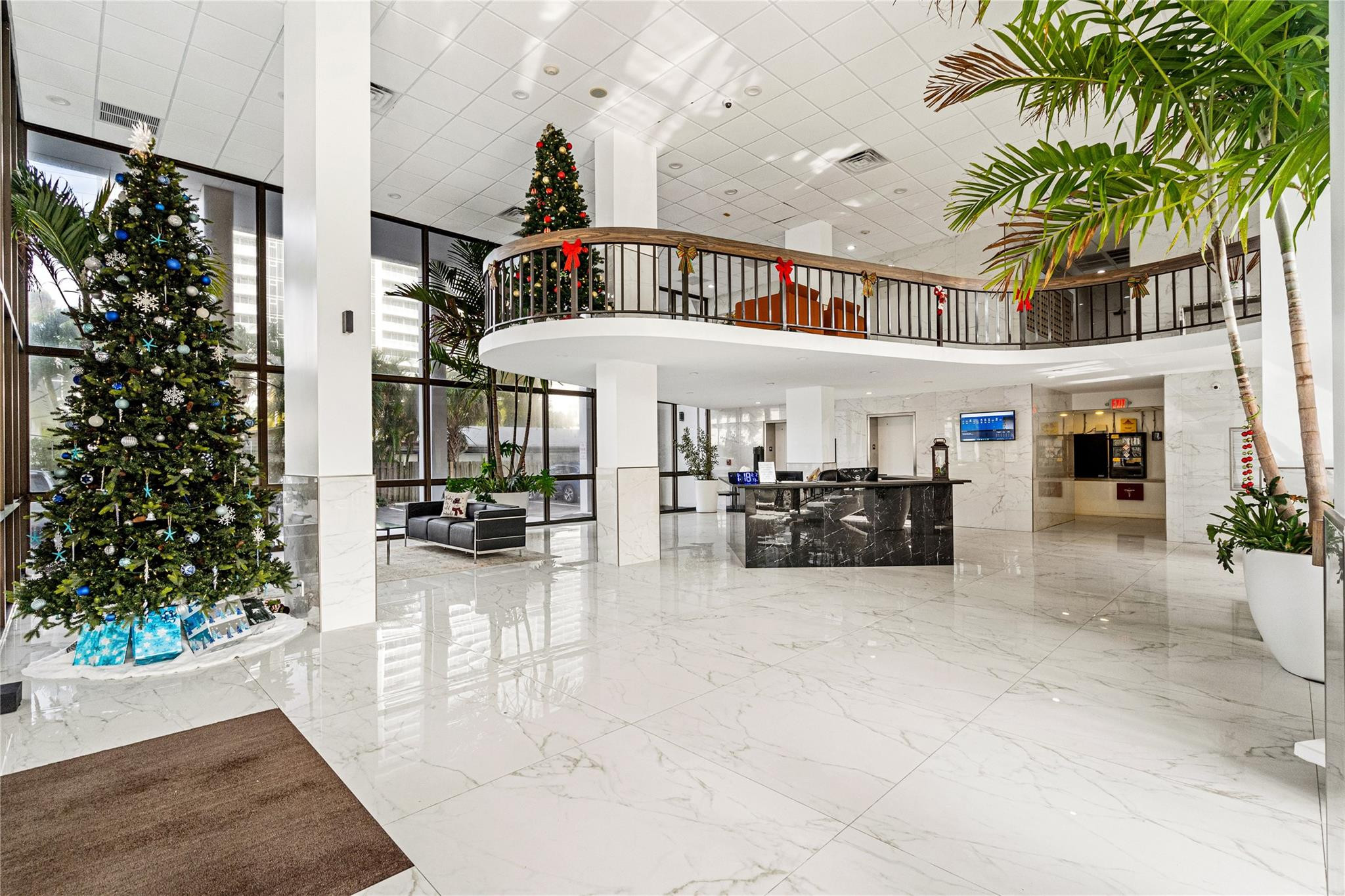 336 N Birch Road 12H, Fort Lauderdale Unit: 12H