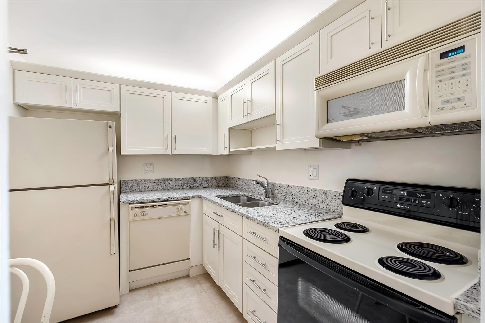 336 N Birch Road 12H, Fort Lauderdale Unit: 12H