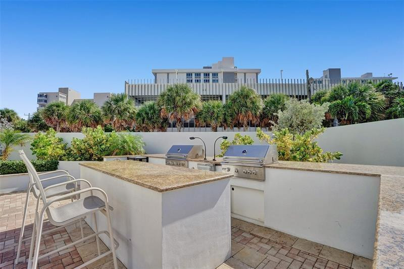 336 N Birch Road 12H, Fort Lauderdale Unit: 12H
