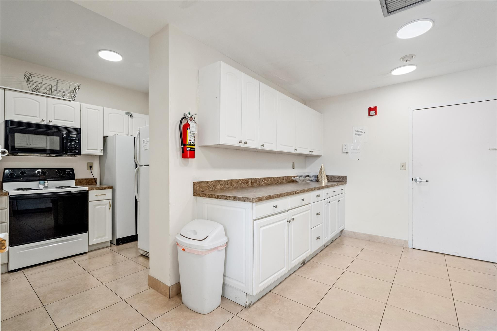 336 N Birch Road 12H, Fort Lauderdale Unit: 12H