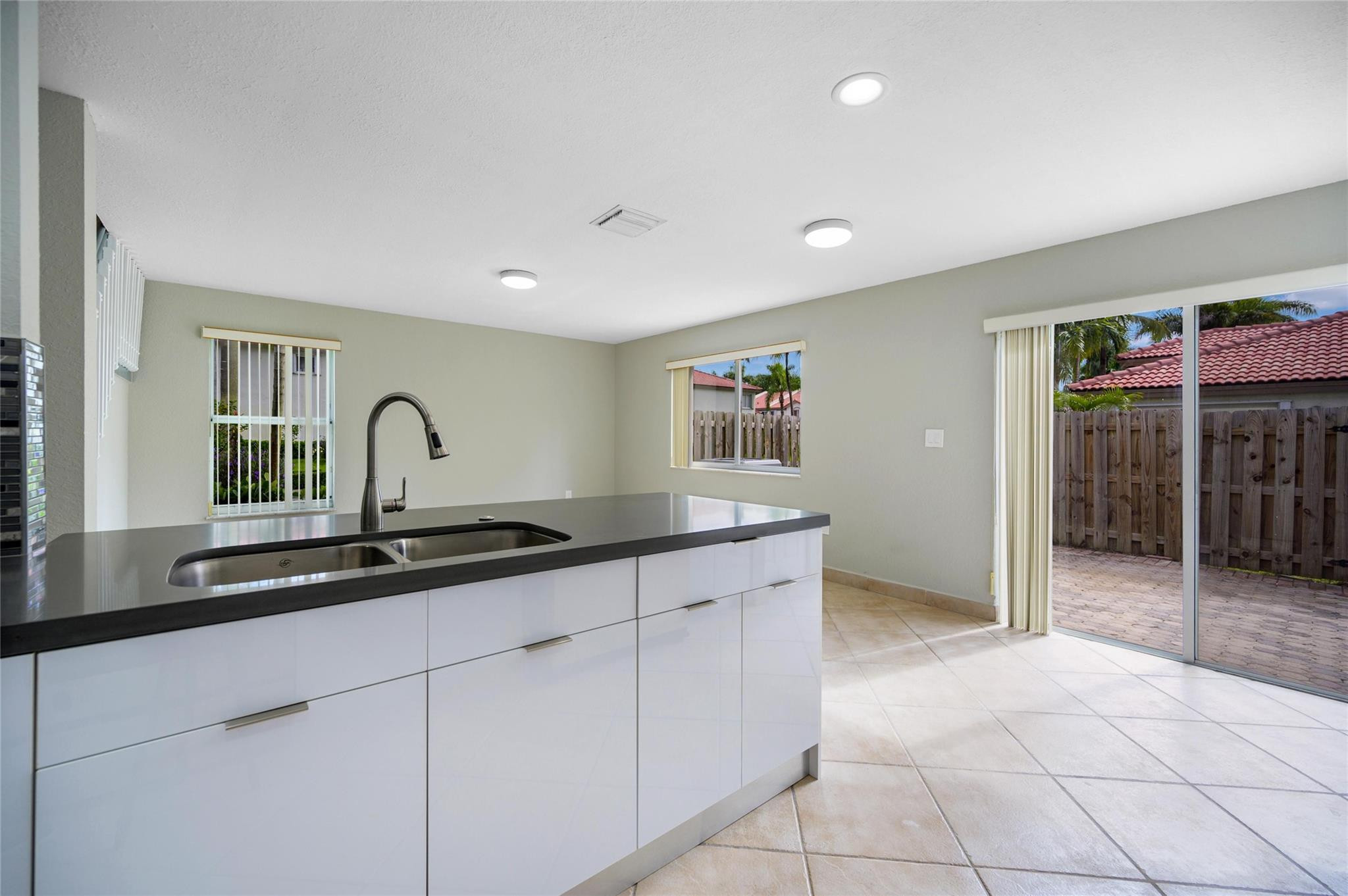 5103 NW 114th Place, Doral