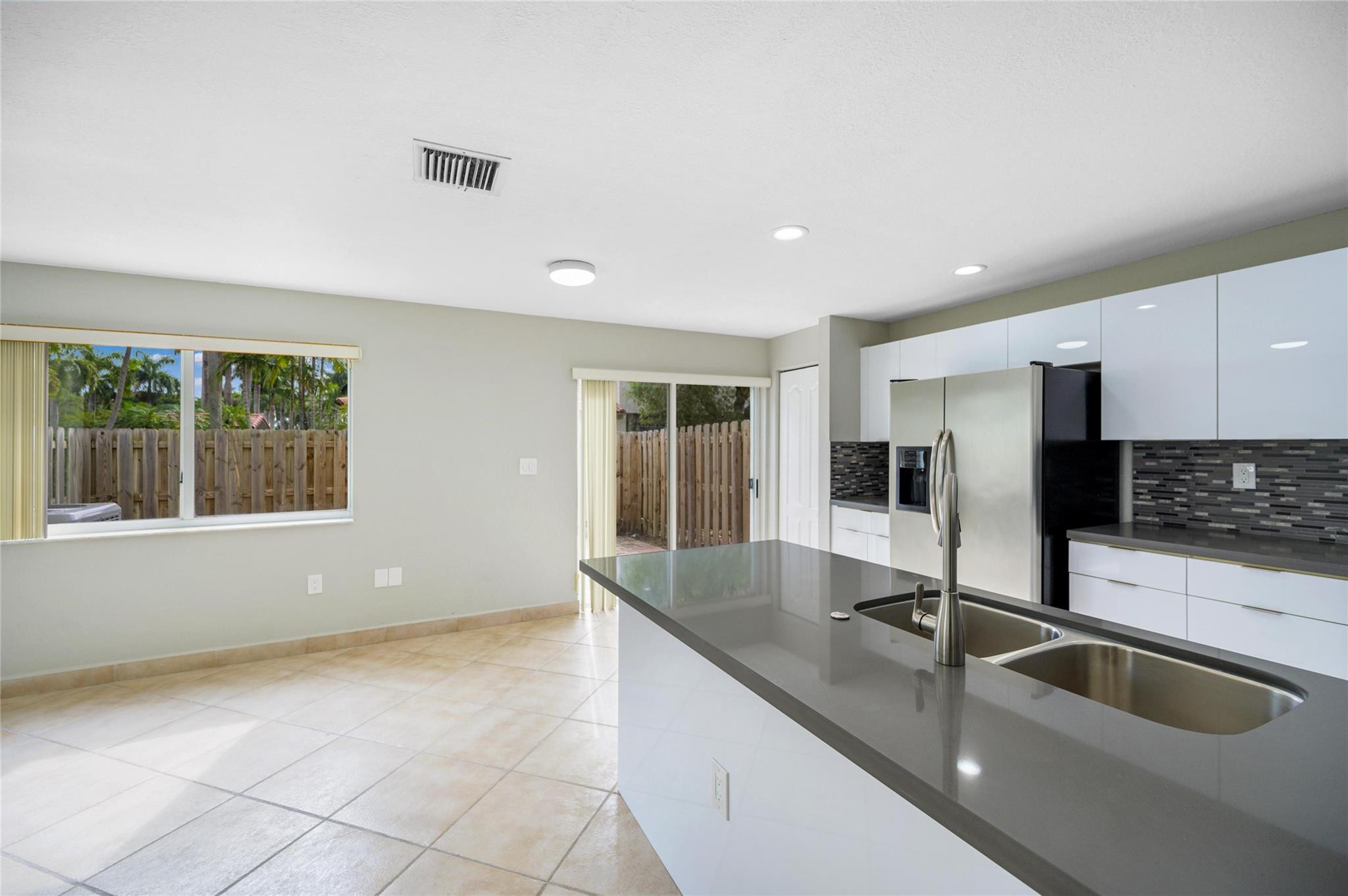 5103 NW 114th Place, Doral