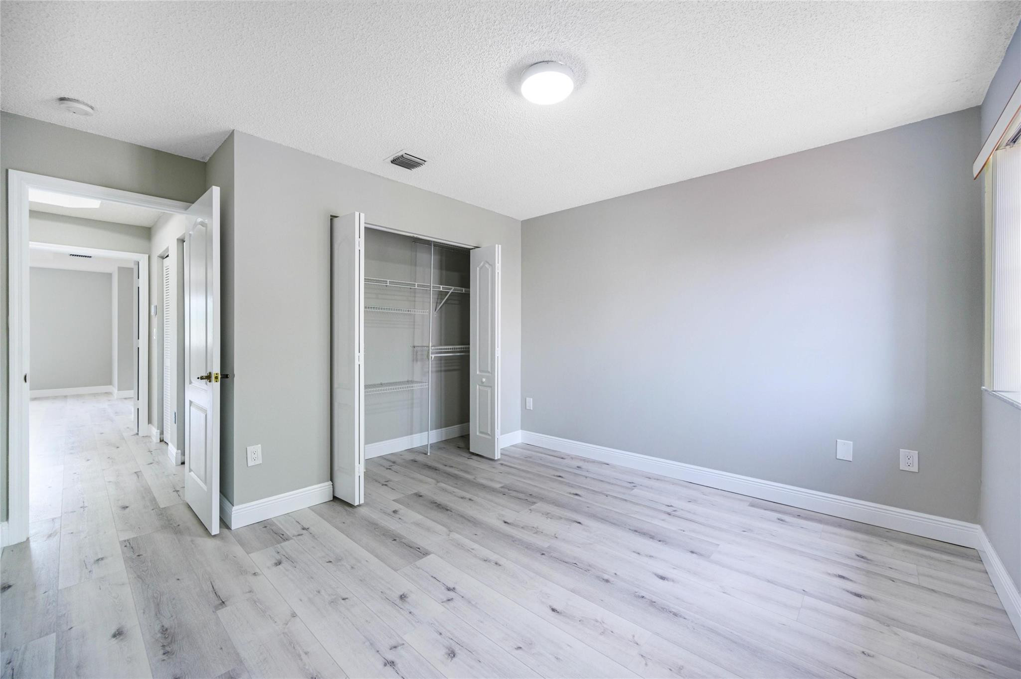 5103 NW 114th Place, Doral