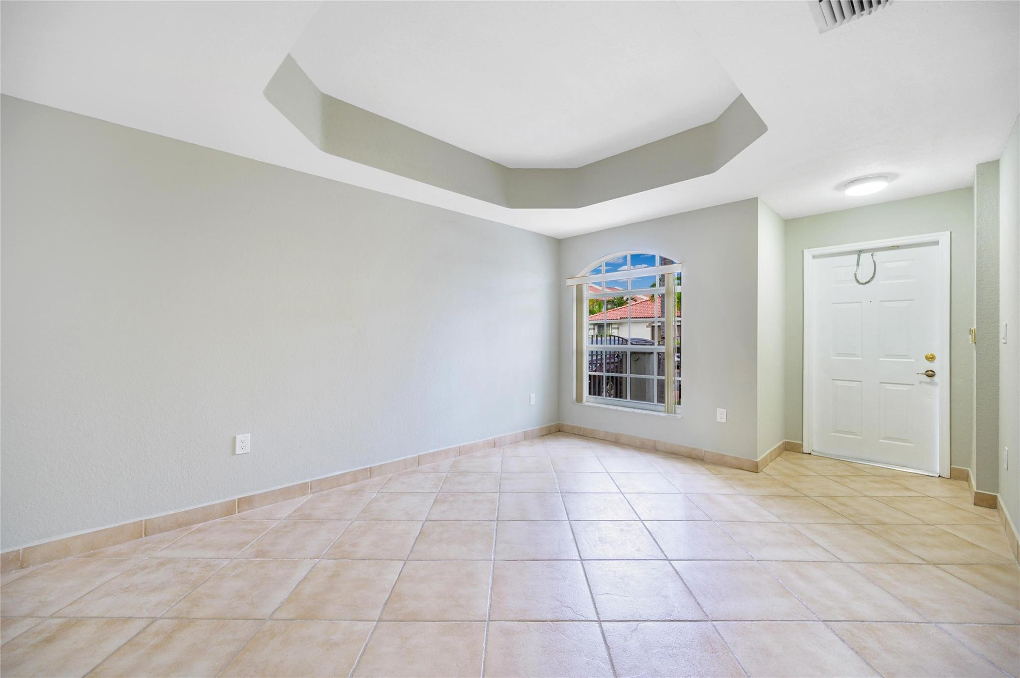 5103 NW 114th Place, Doral
