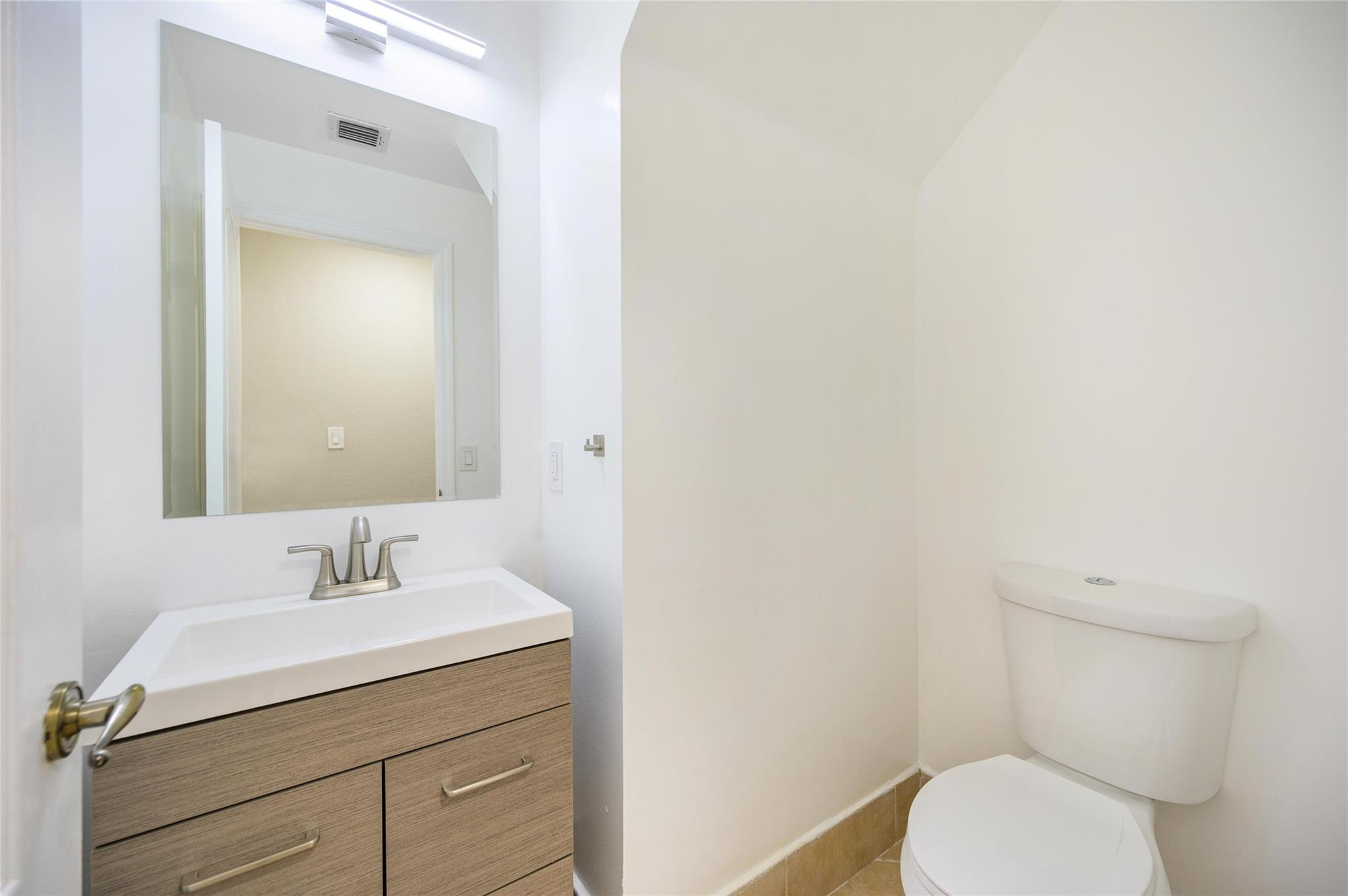 5103 NW 114th Place, Doral