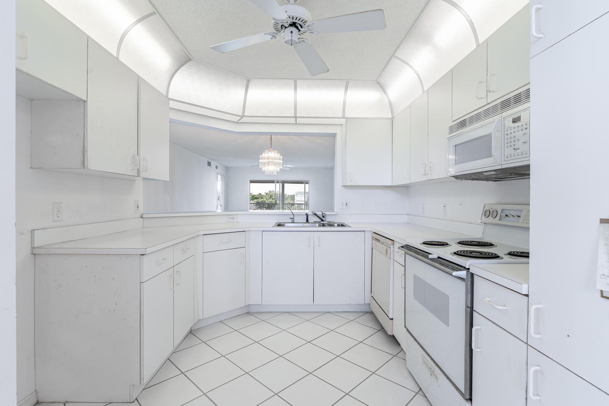 10155 NW 24th Pl 401