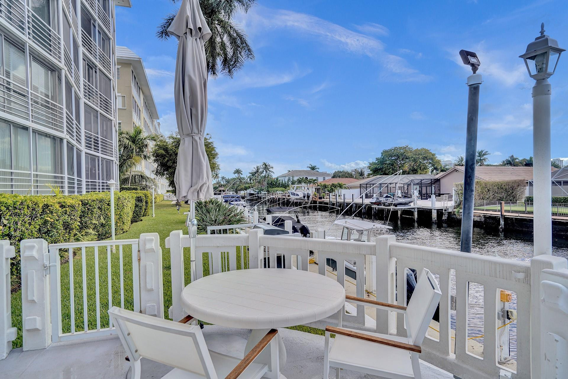 3050 NE 47th Ct 106