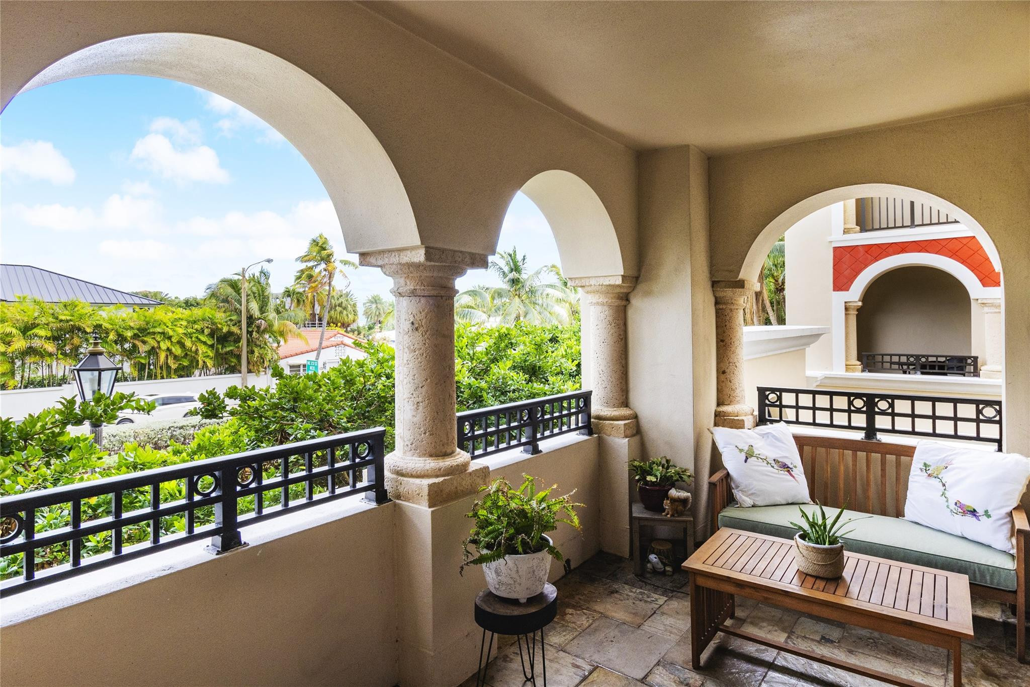 2501 N Ocean Blvd 350