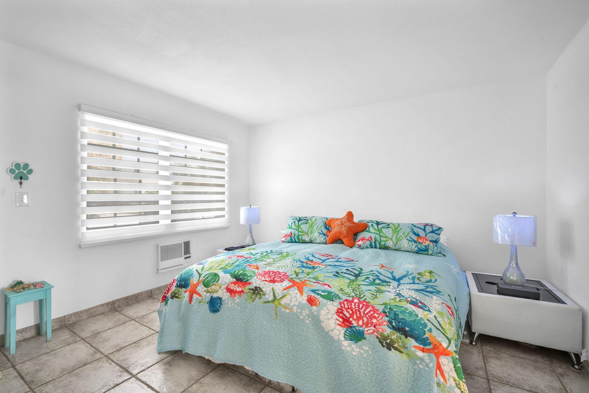 1105 S Riverside Dr 106