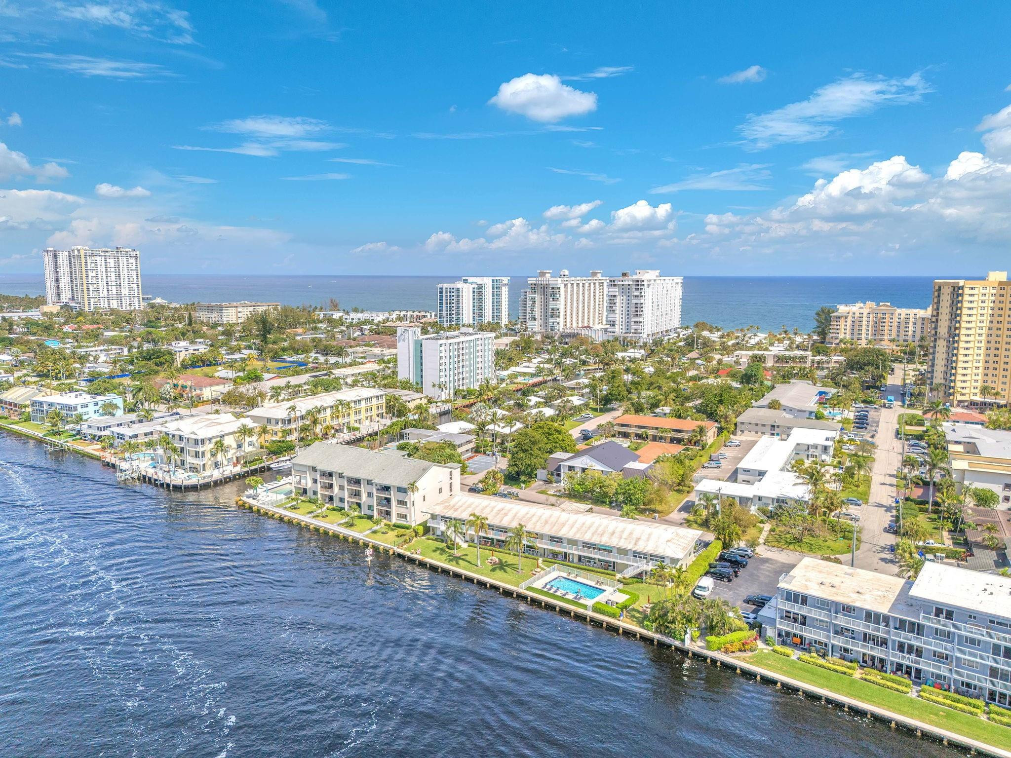 1105 S Riverside Dr 106