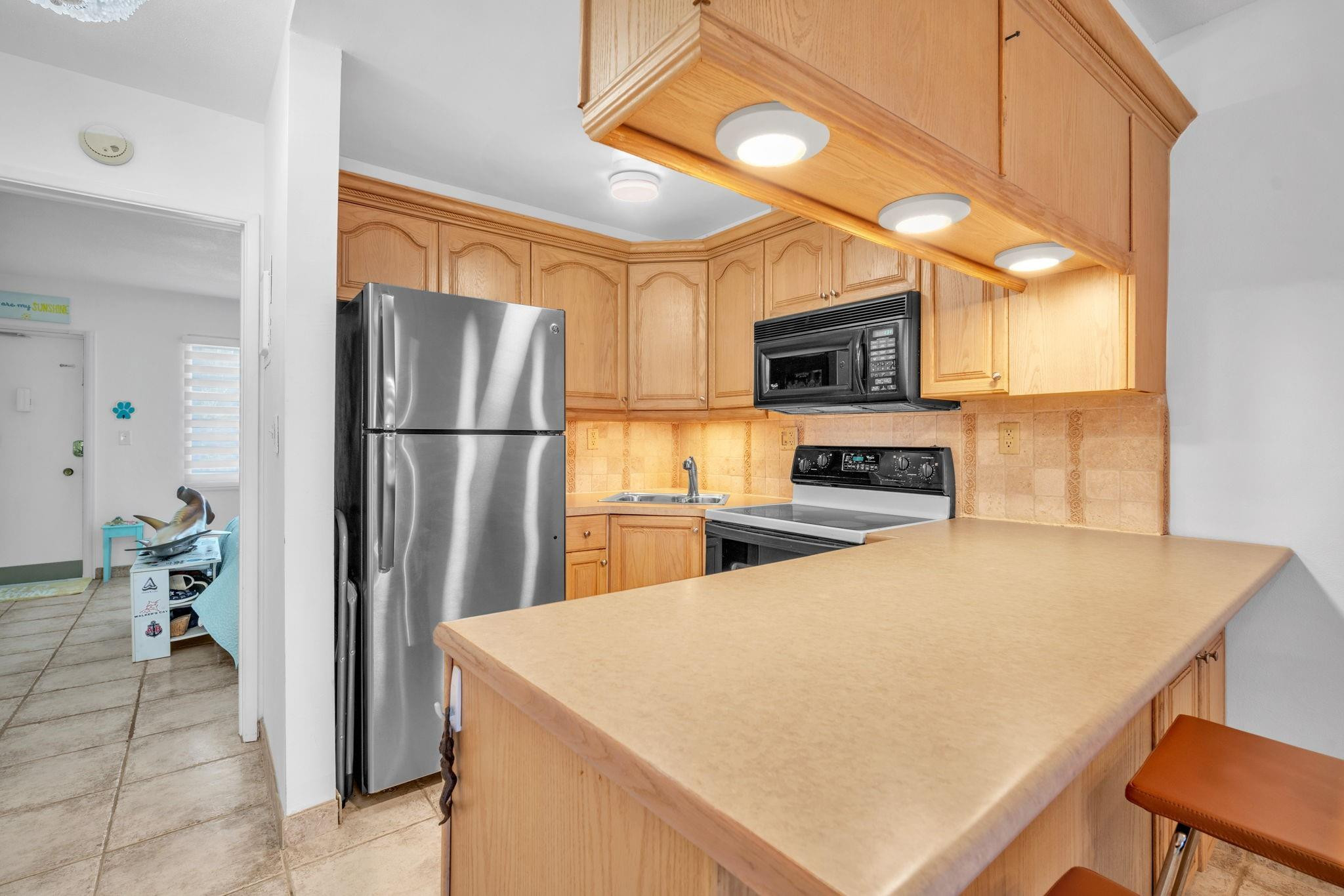 1105 S Riverside Dr 106