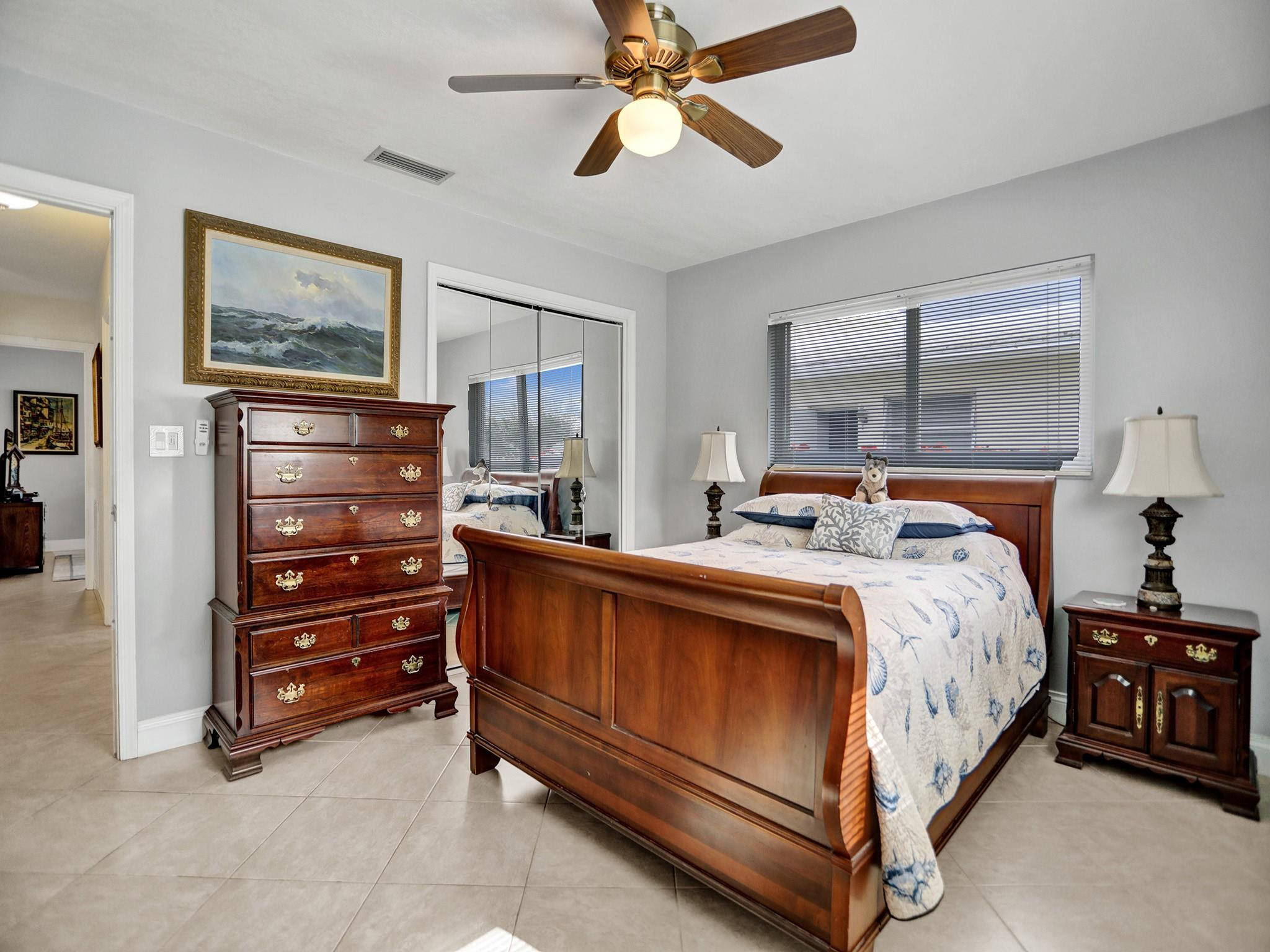 2641 NE 9th Court