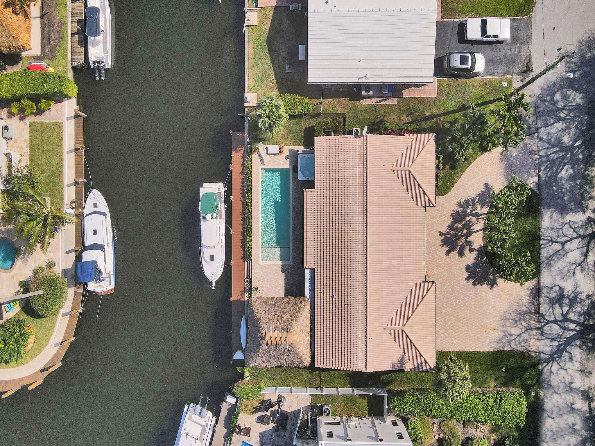 2641 NE 9th Court