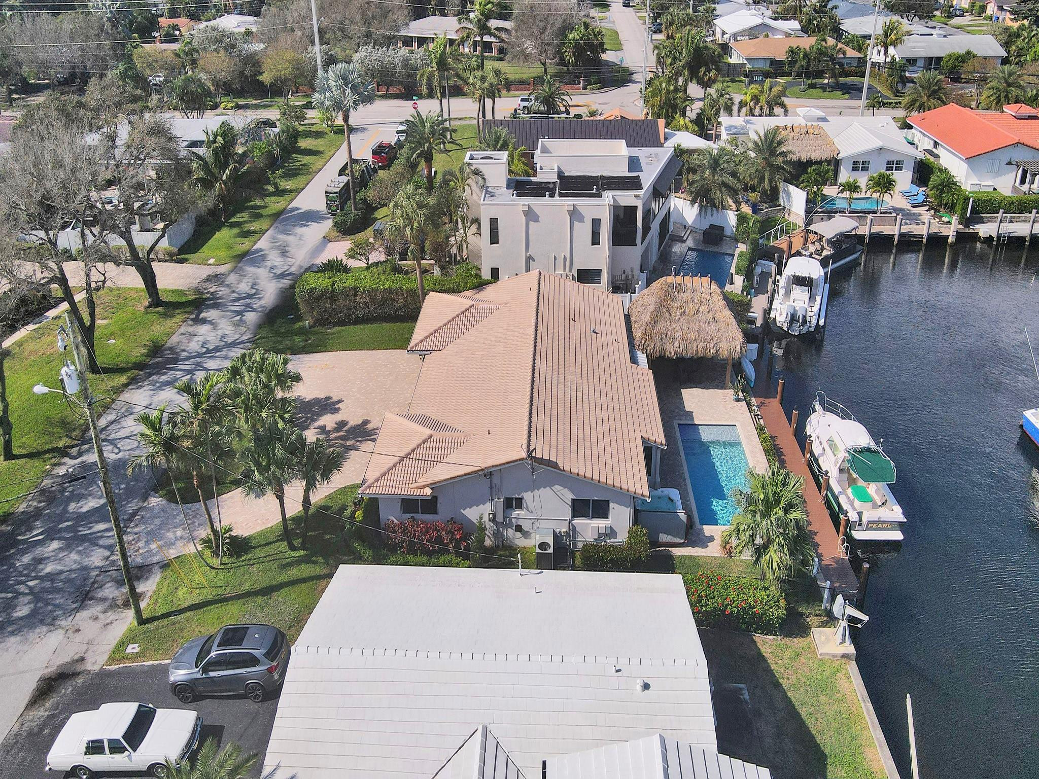 2641 NE 9th Court