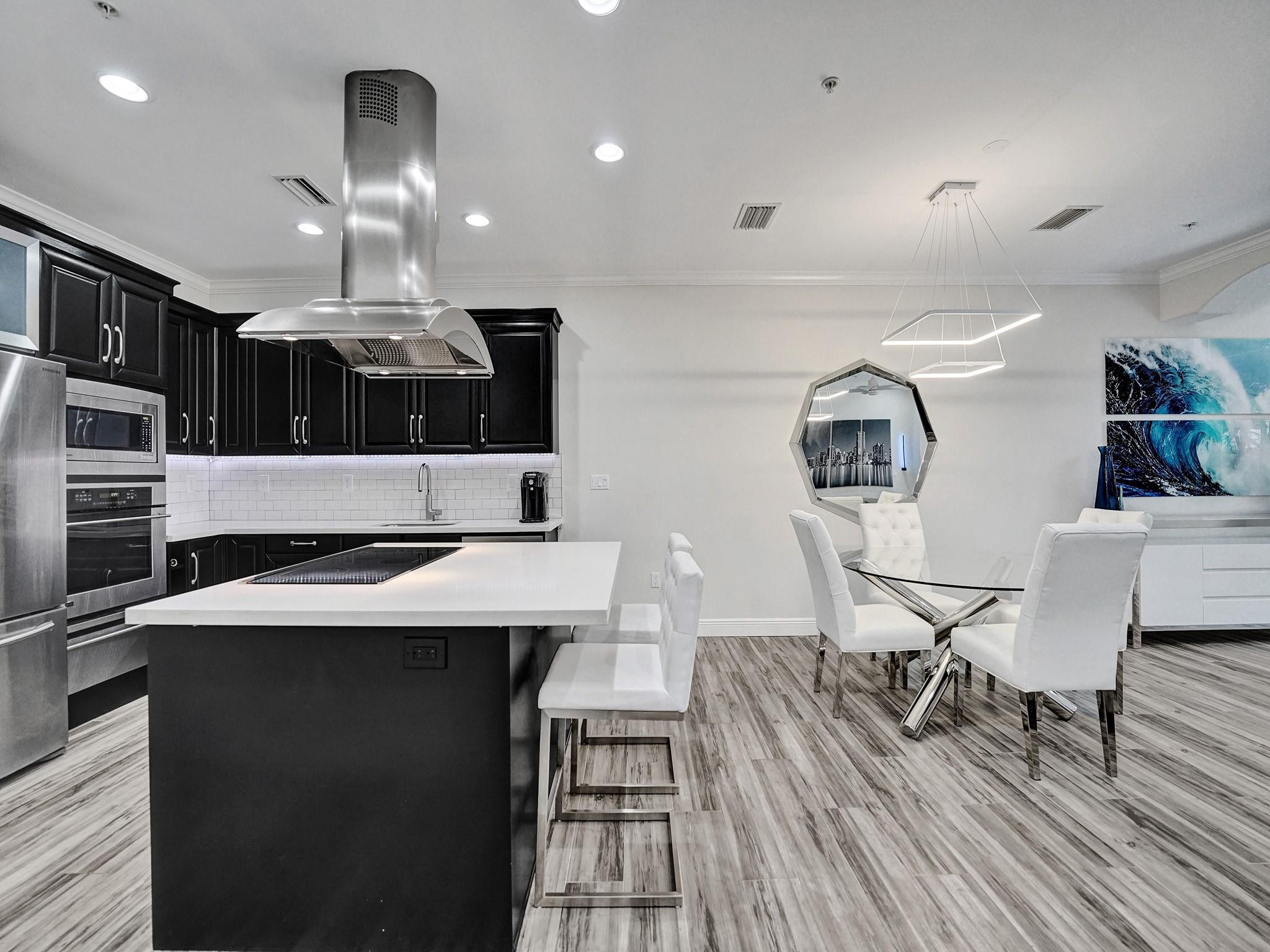 1364 Bayview Drive 1364