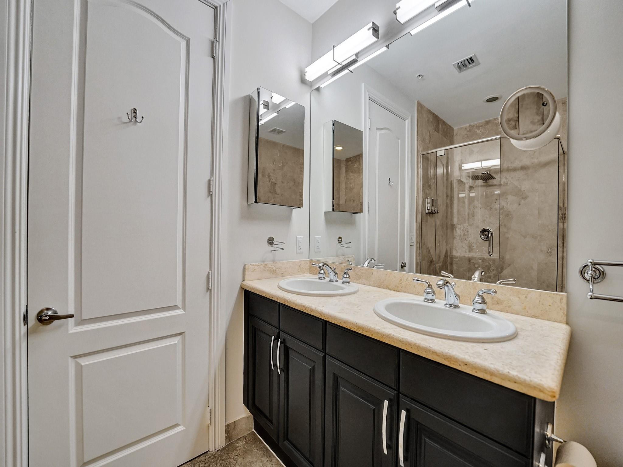 1364 Bayview Drive 1364