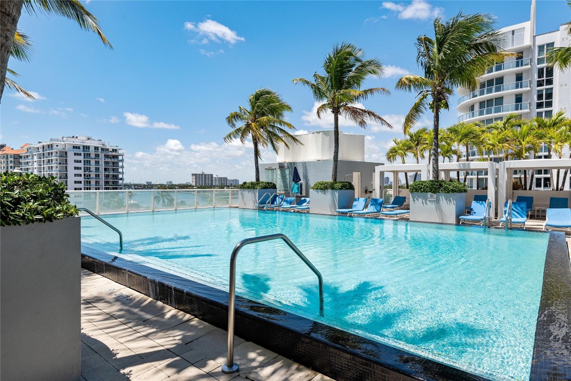 3101 Bayshore Dr 1901