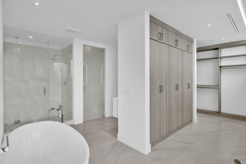 3750 Yacht Club Dr TH5