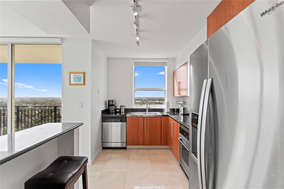 600 W Las Olas Blvd 1602