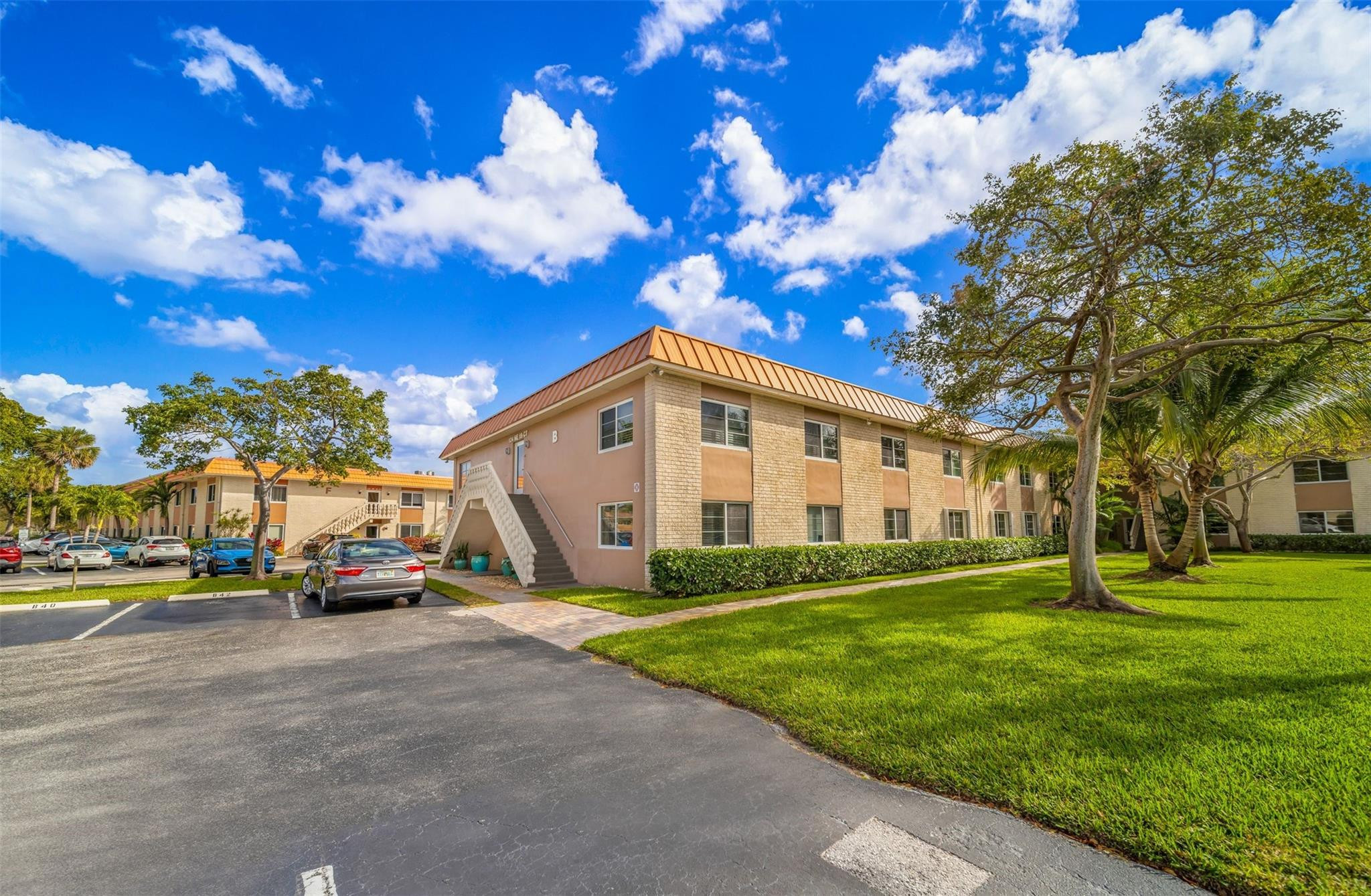 124 NE 19th Court 205B, Wilton Manors Unit: 205B