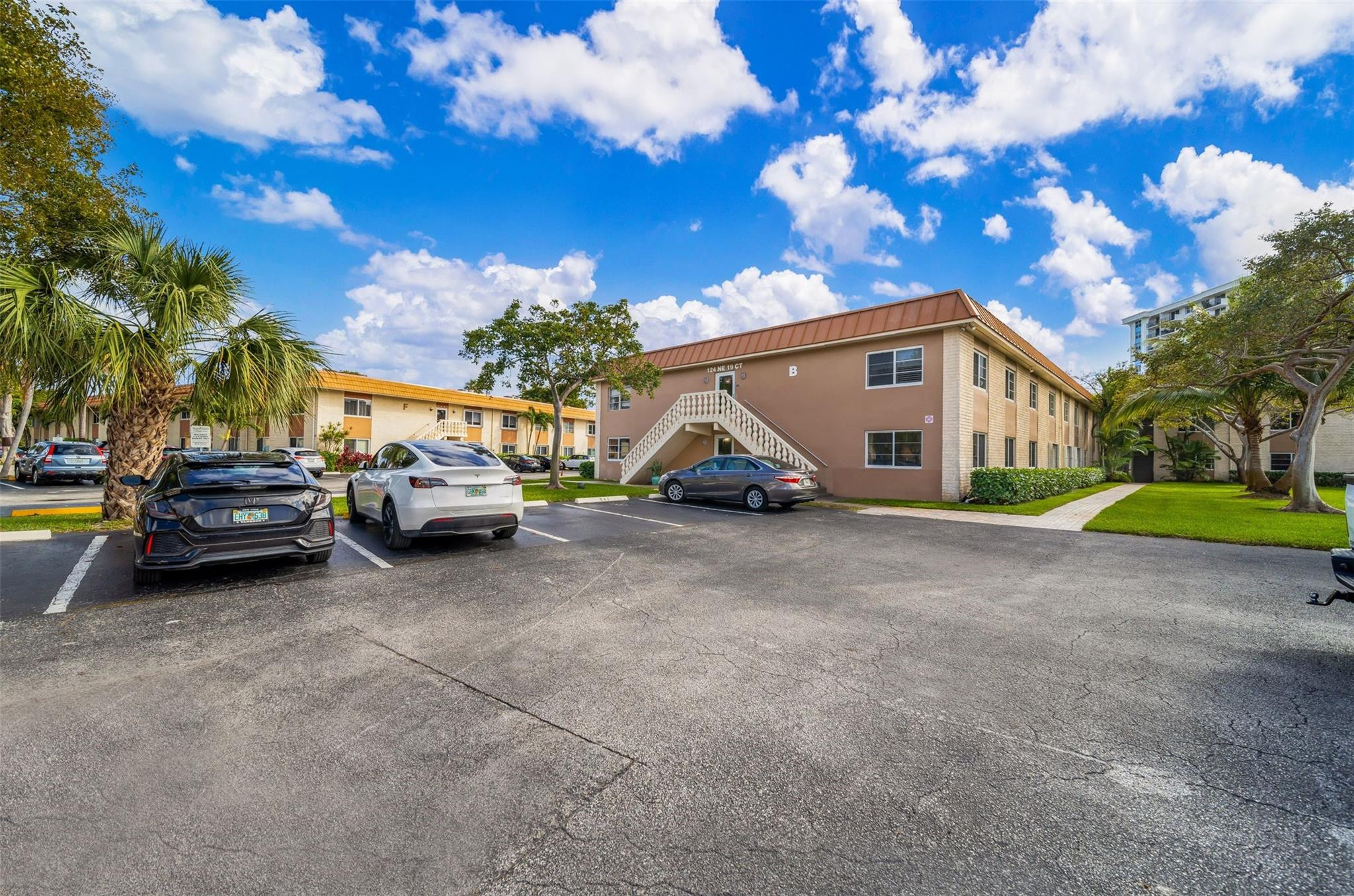124 NE 19th Court 205B, Wilton Manors Unit: 205B