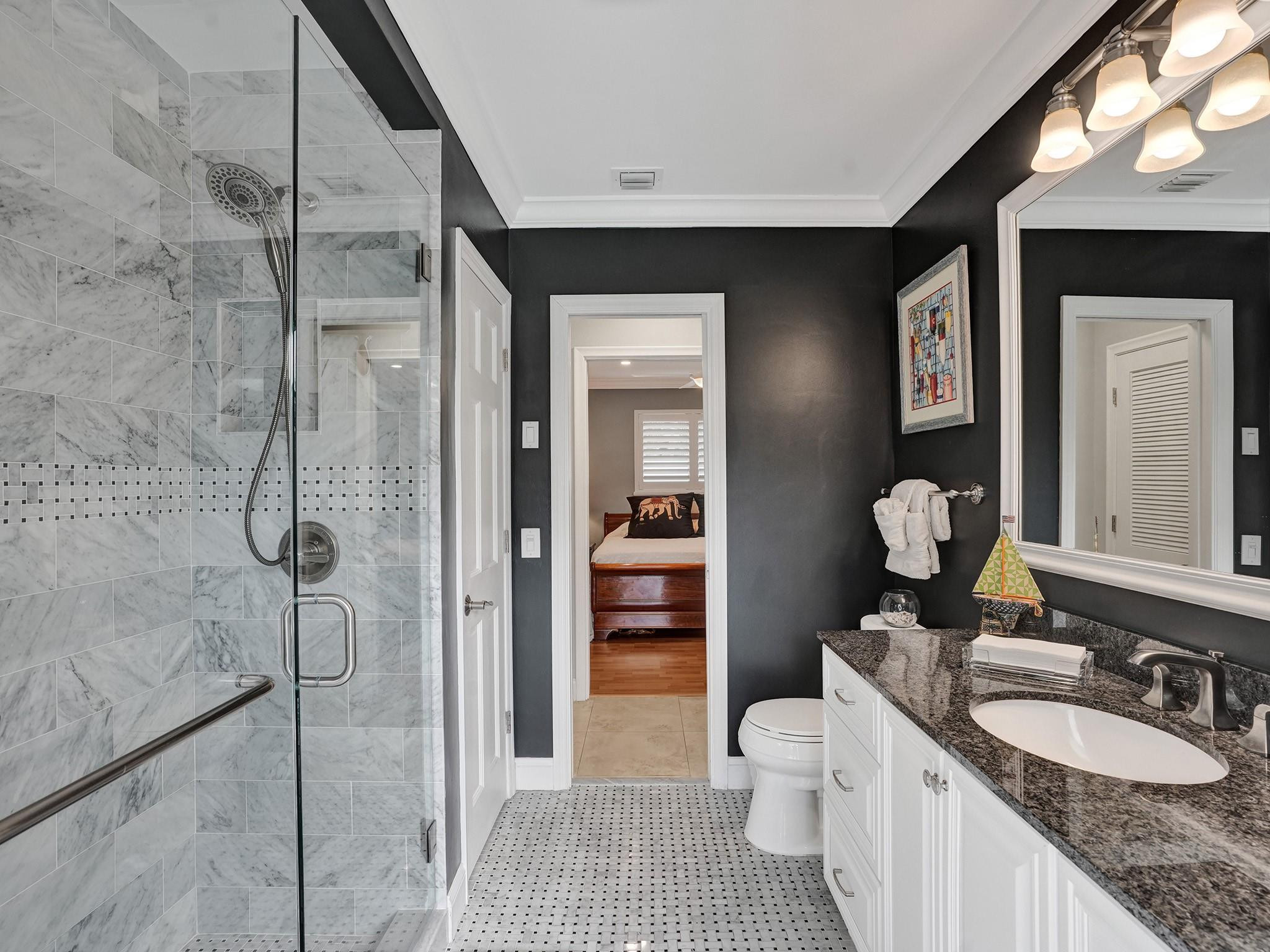 5701 NE 19th Ter