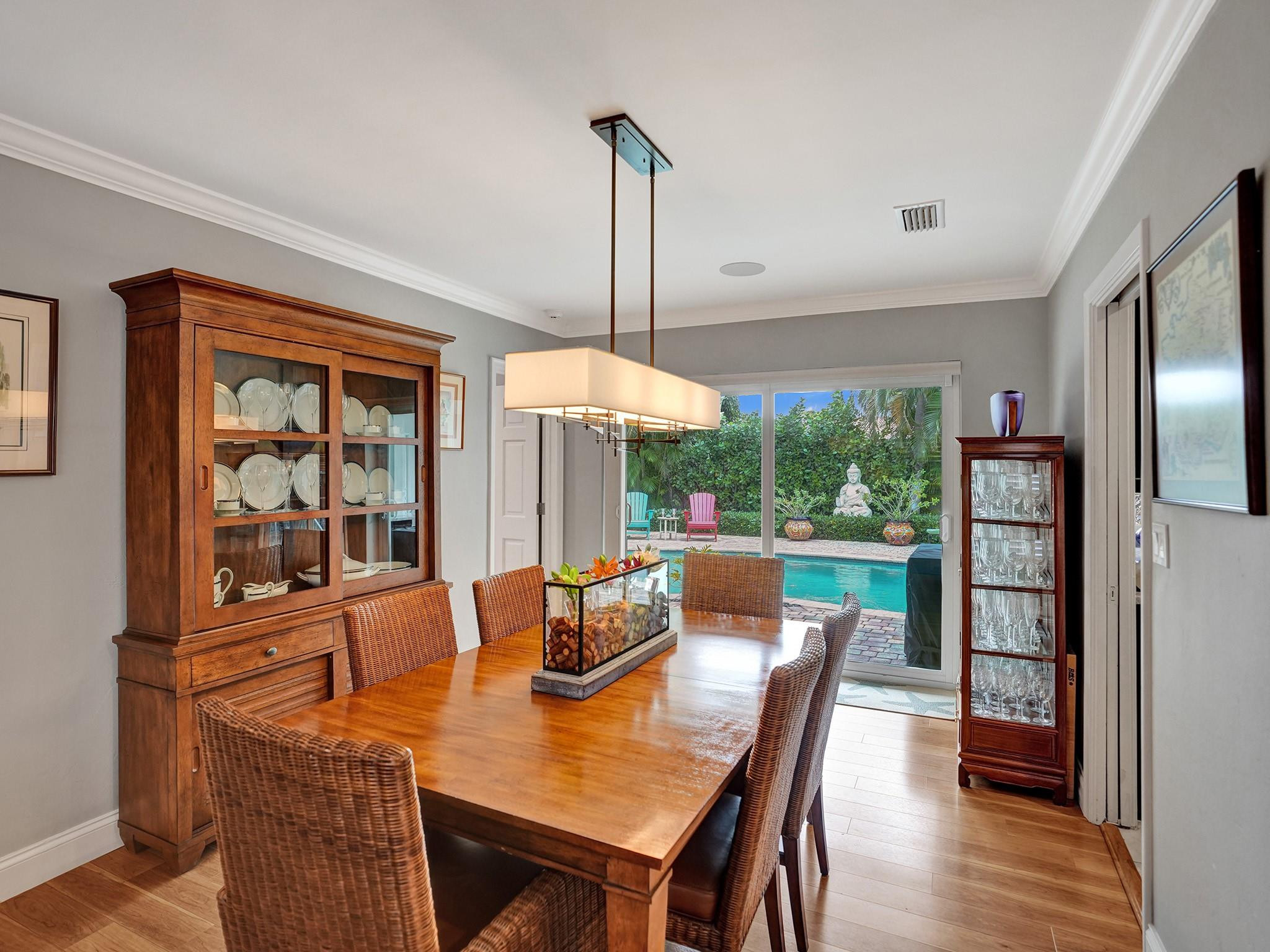 5701 NE 19th Ter