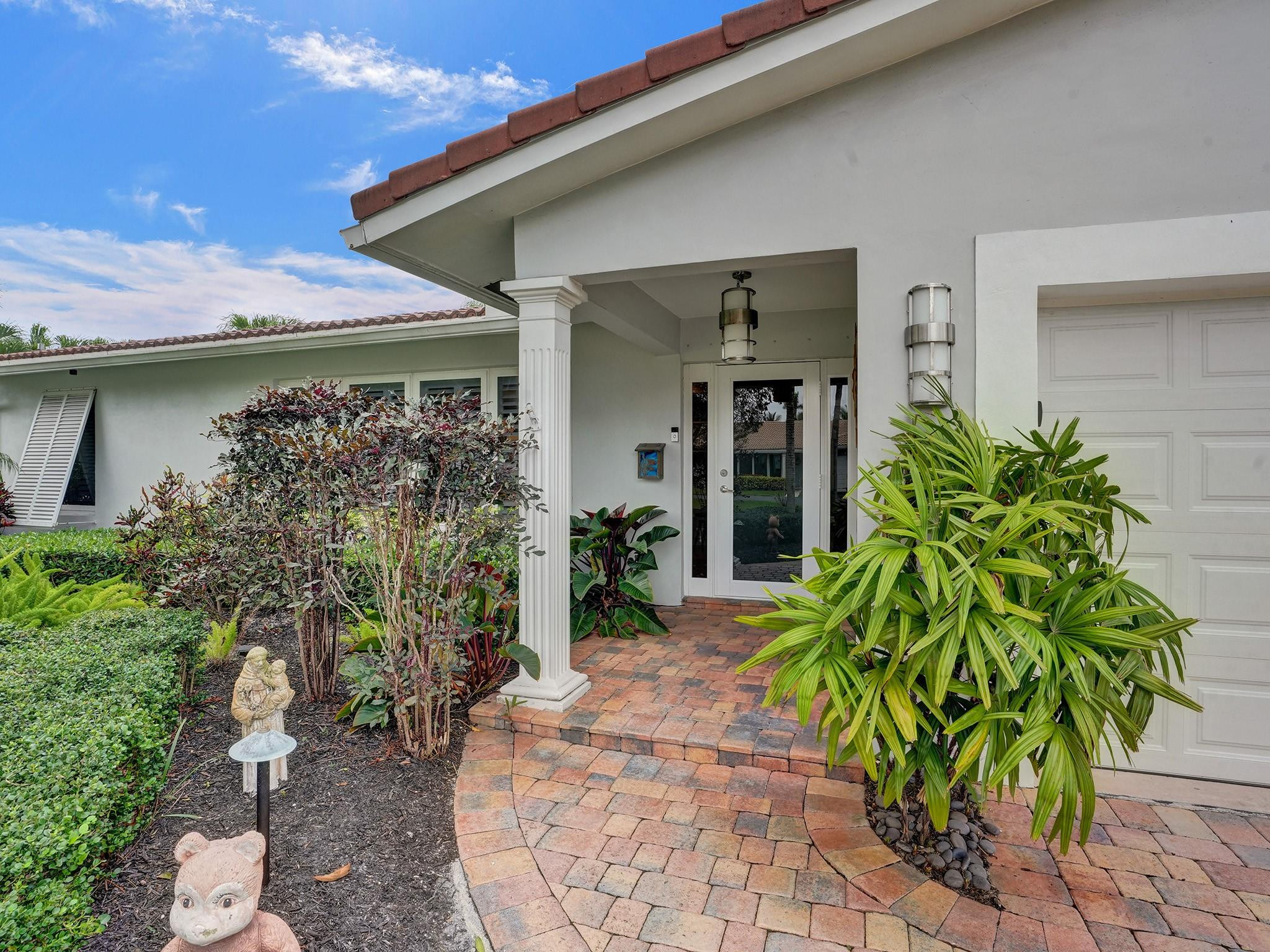 5701 NE 19th Ter