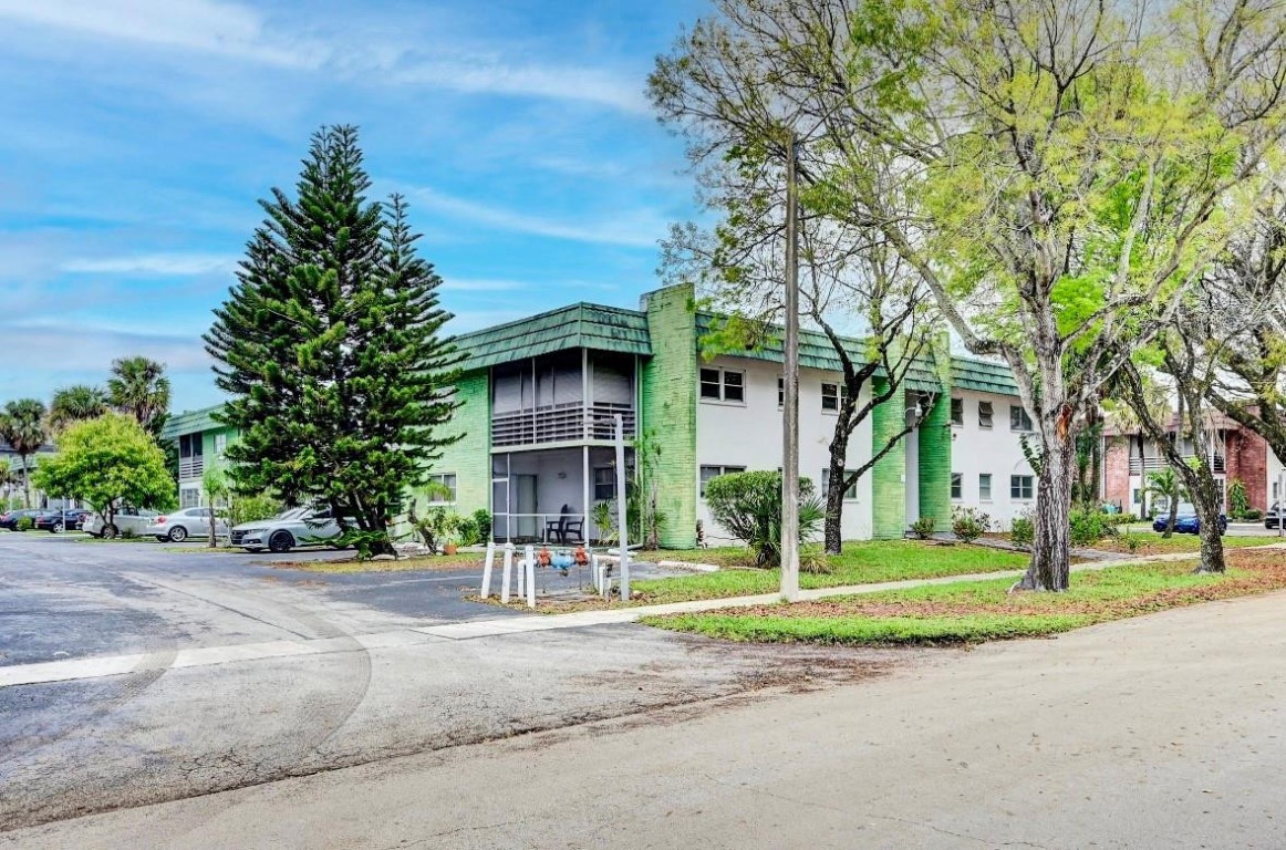 4821 NW 22nd Court 206, Lauderhill Unit: 206