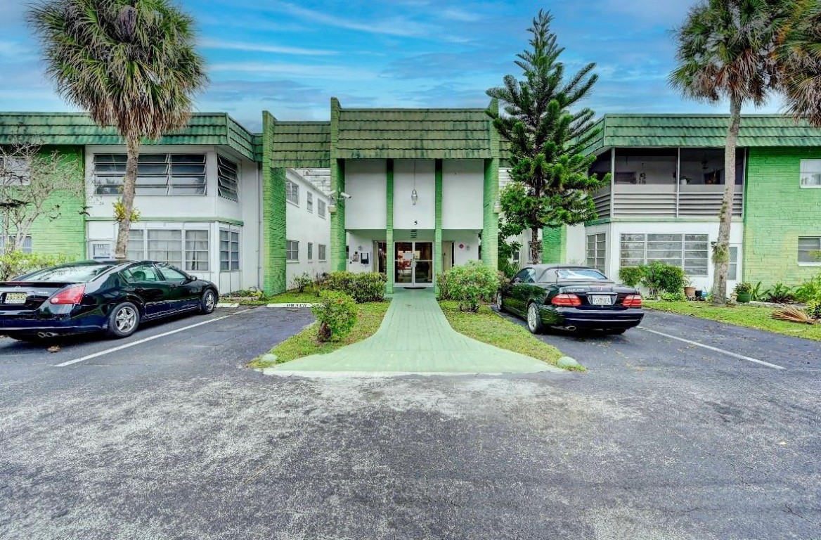 4821 NW 22nd Court 206, Lauderhill Unit: 206