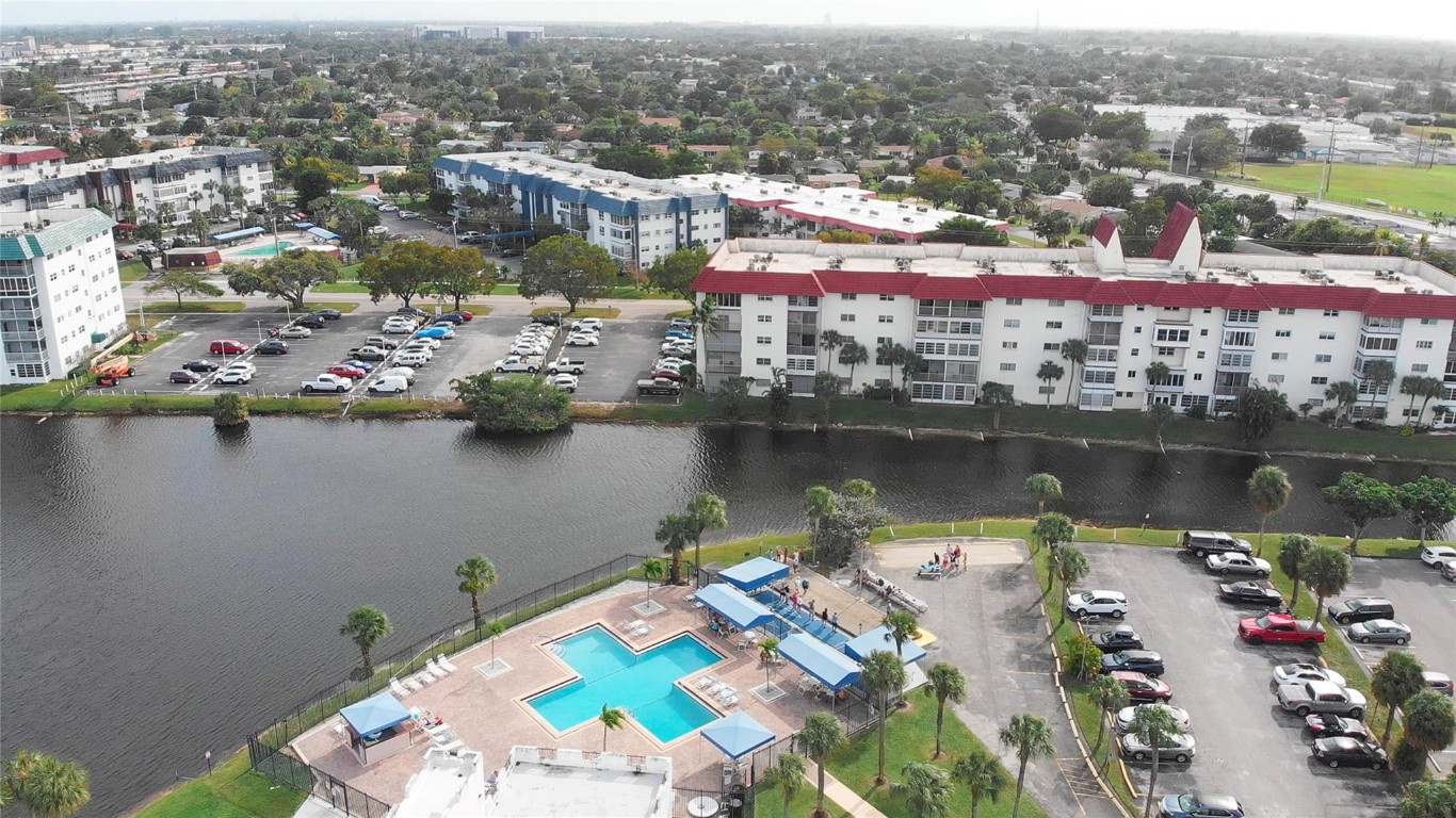 4821 NW 22nd Court 206, Lauderhill Unit: 206