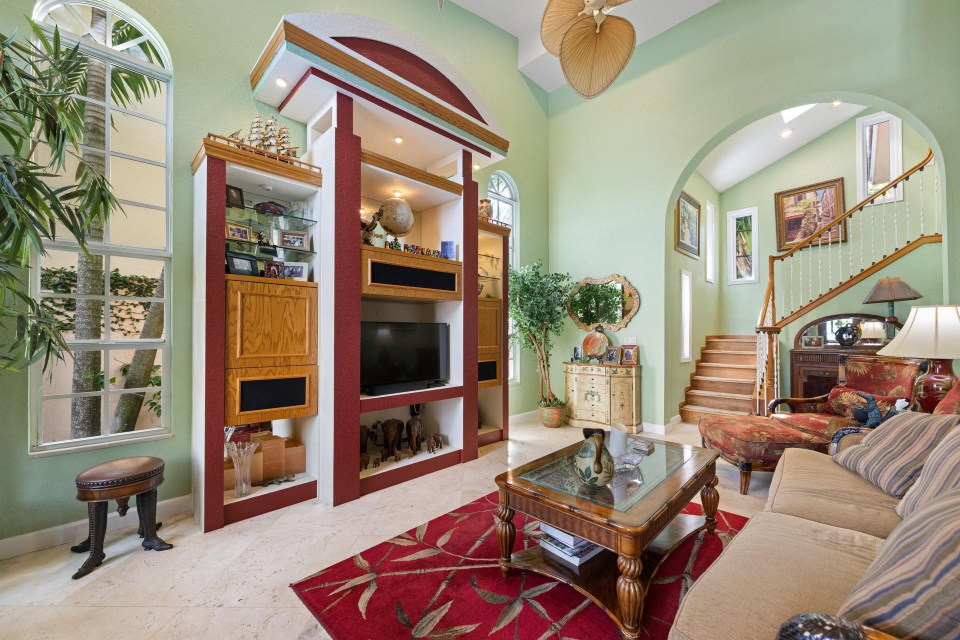 796 N Rio Vista Blvd