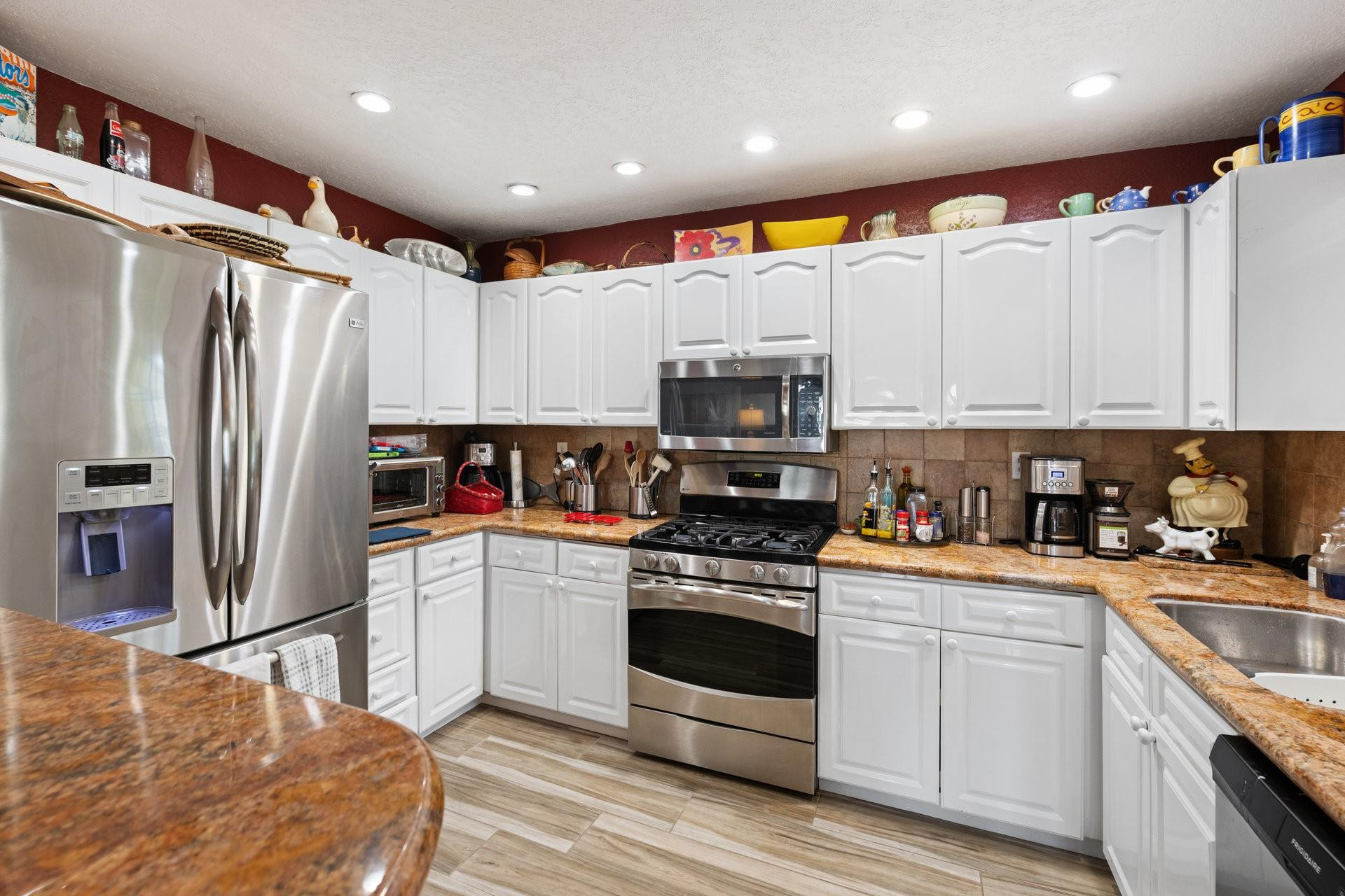 796 N Rio Vista Blvd