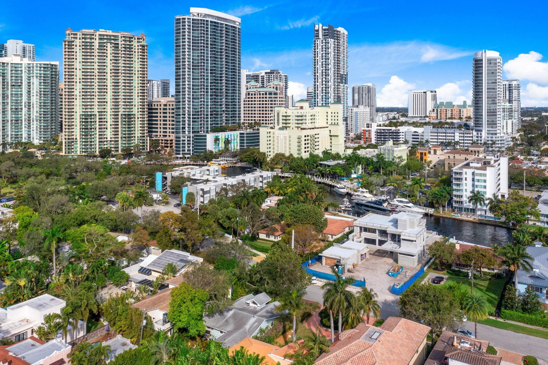 796 N Rio Vista Blvd