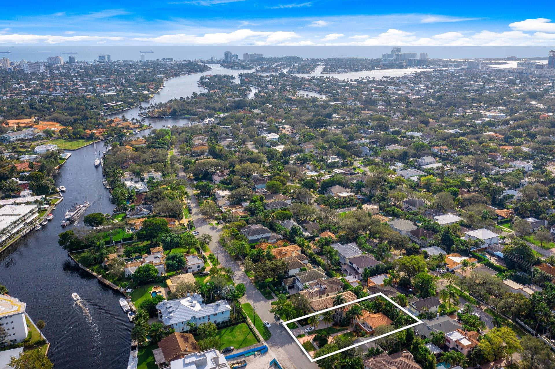 796 N Rio Vista Blvd