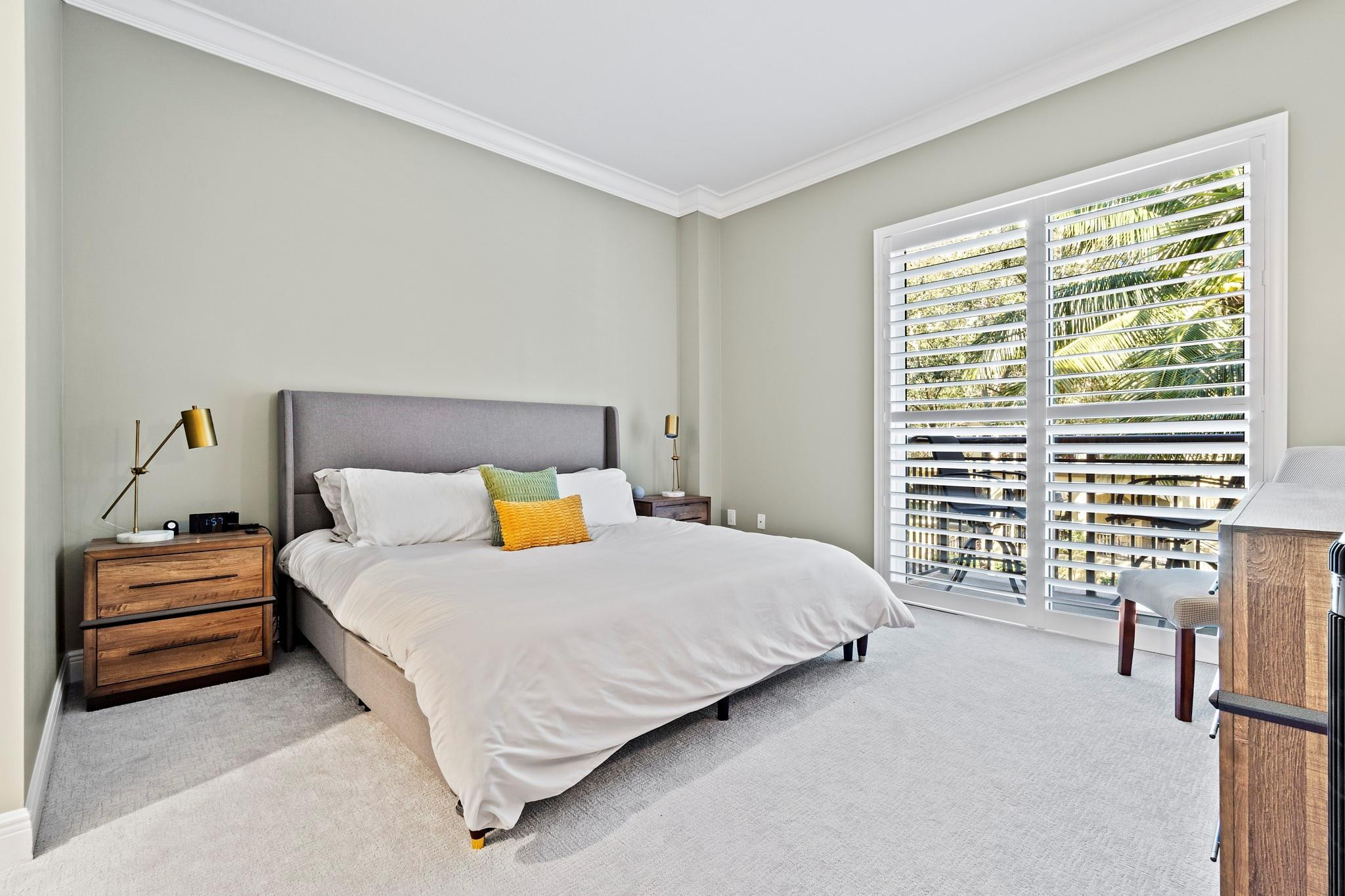 2625 NE 14th Ave 101