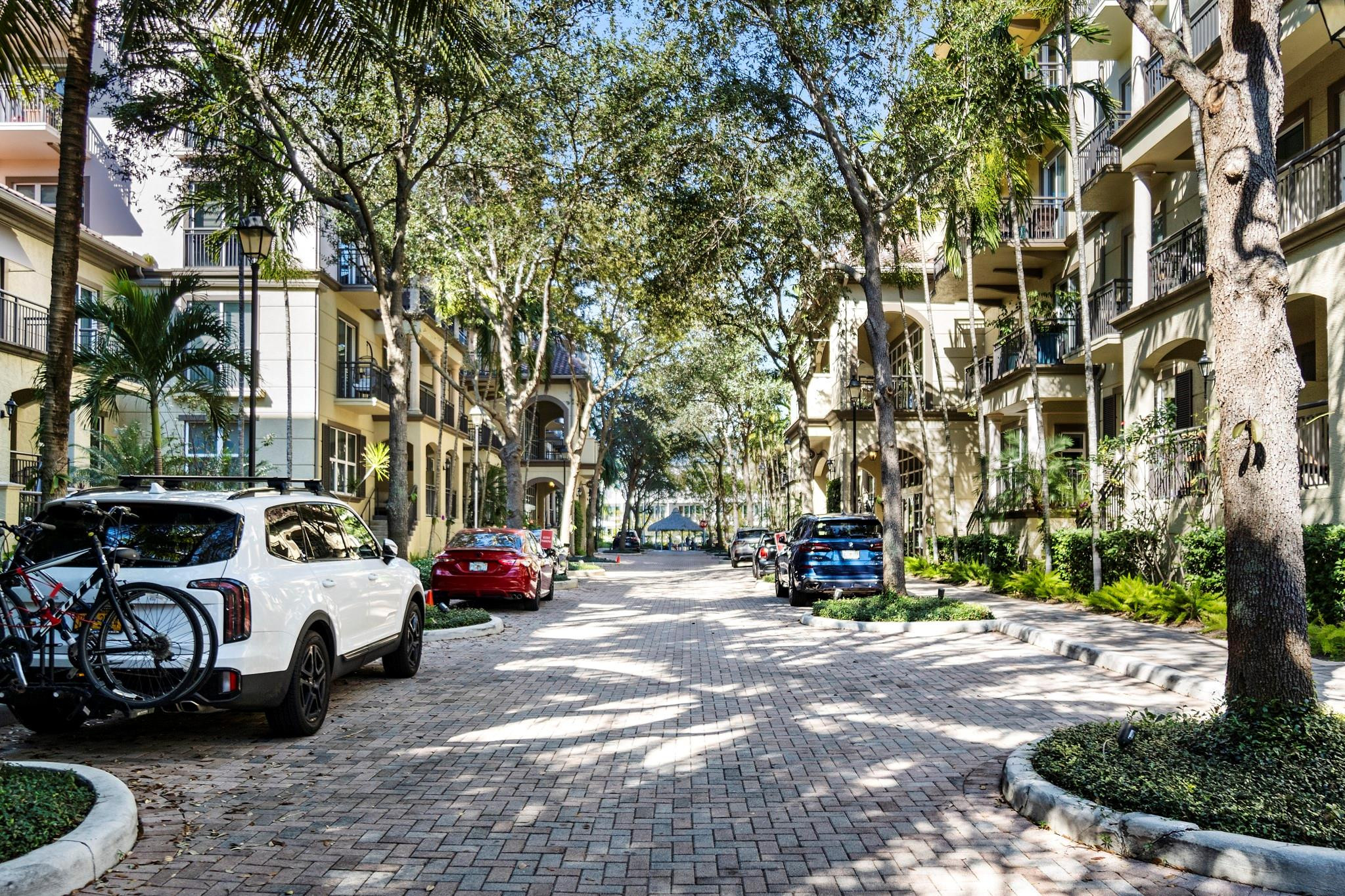 2625 NE 14th Ave 101