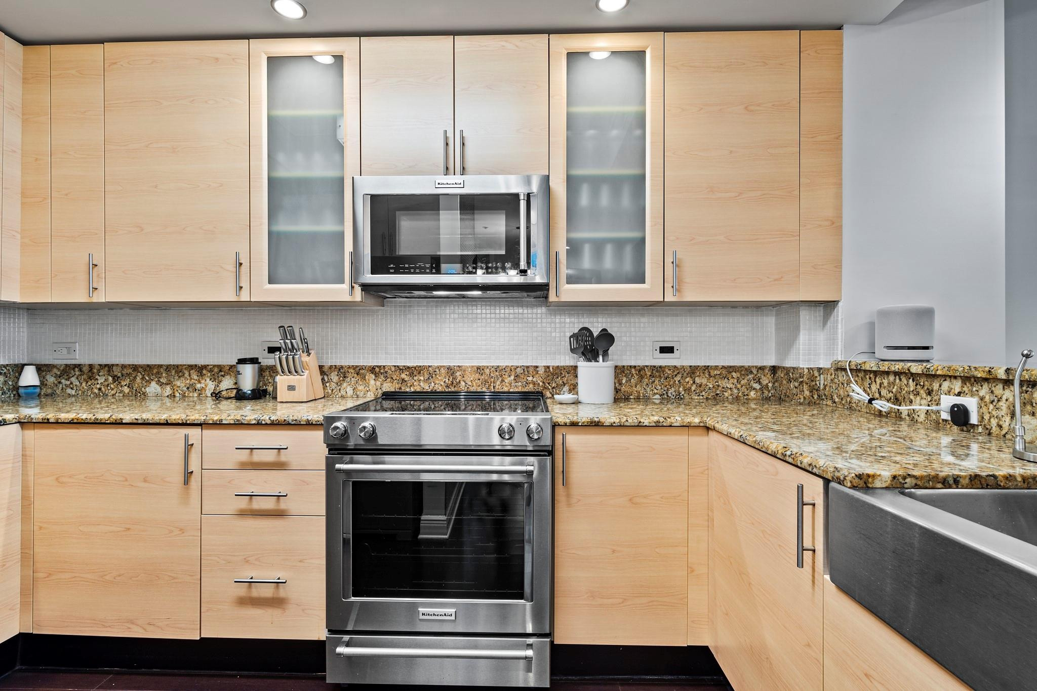 2625 NE 14th Ave 101