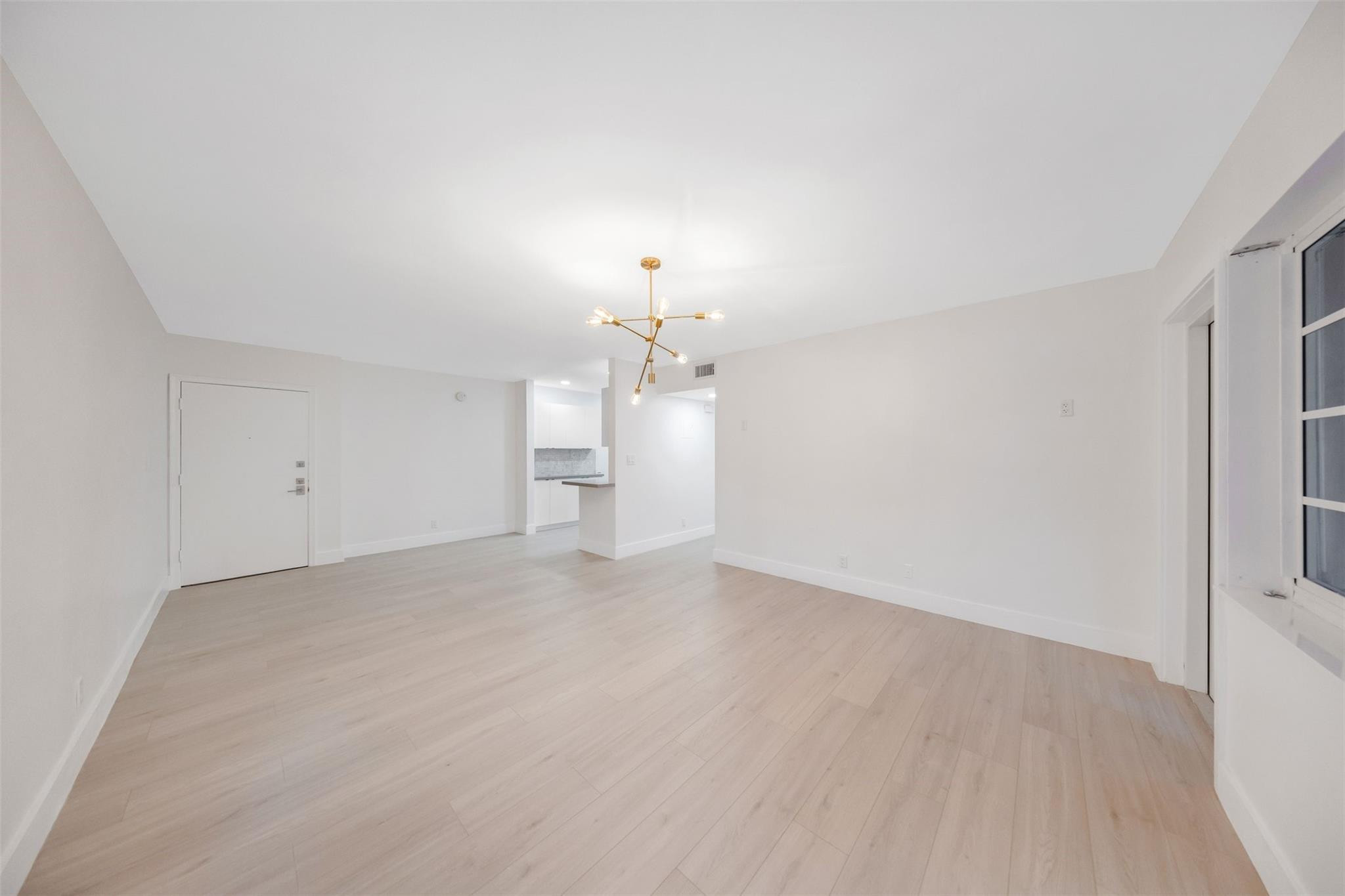 351 NE 19th Place 110K, Wilton Manors Unit: 110K