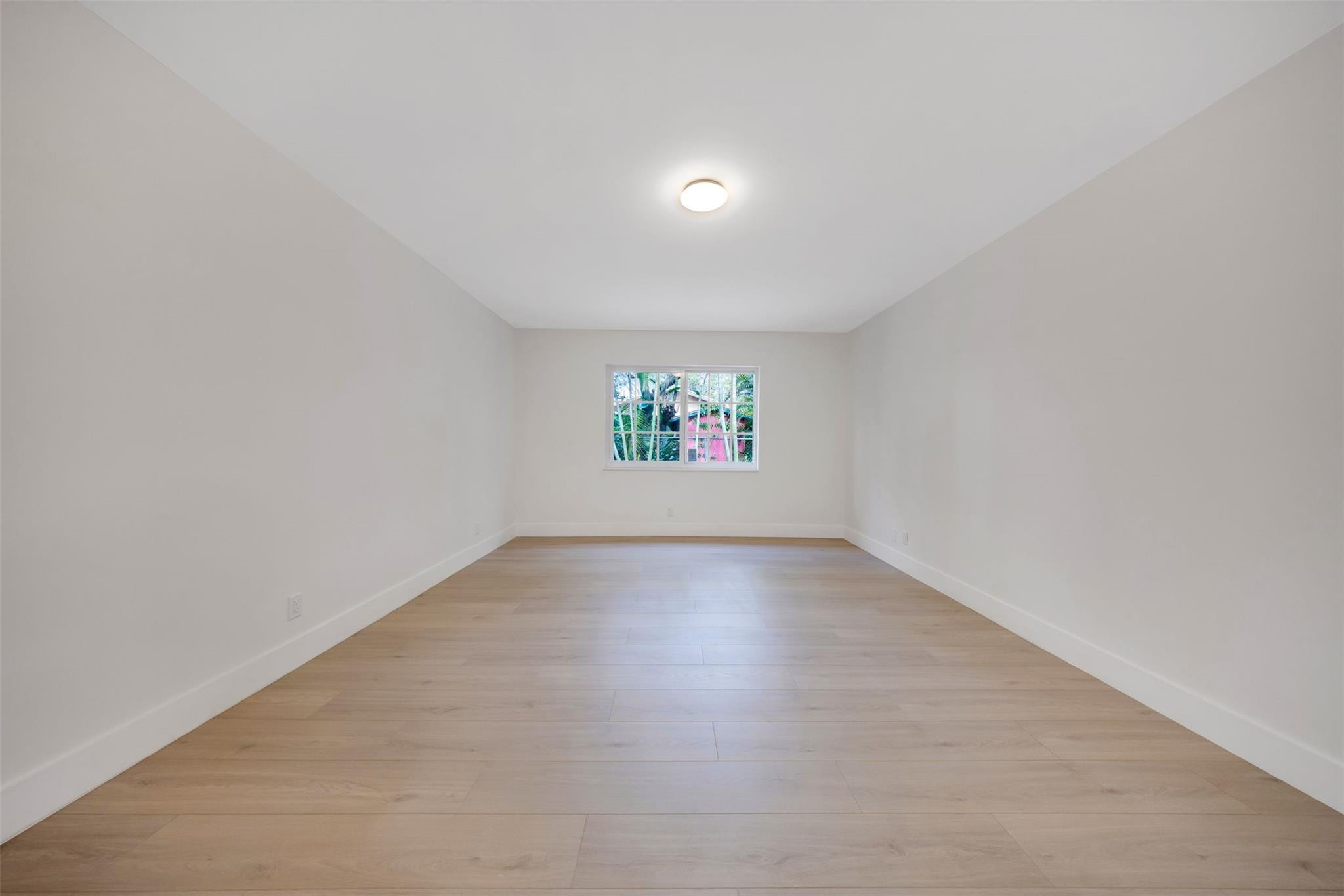 351 NE 19th Place 110K, Wilton Manors Unit: 110K