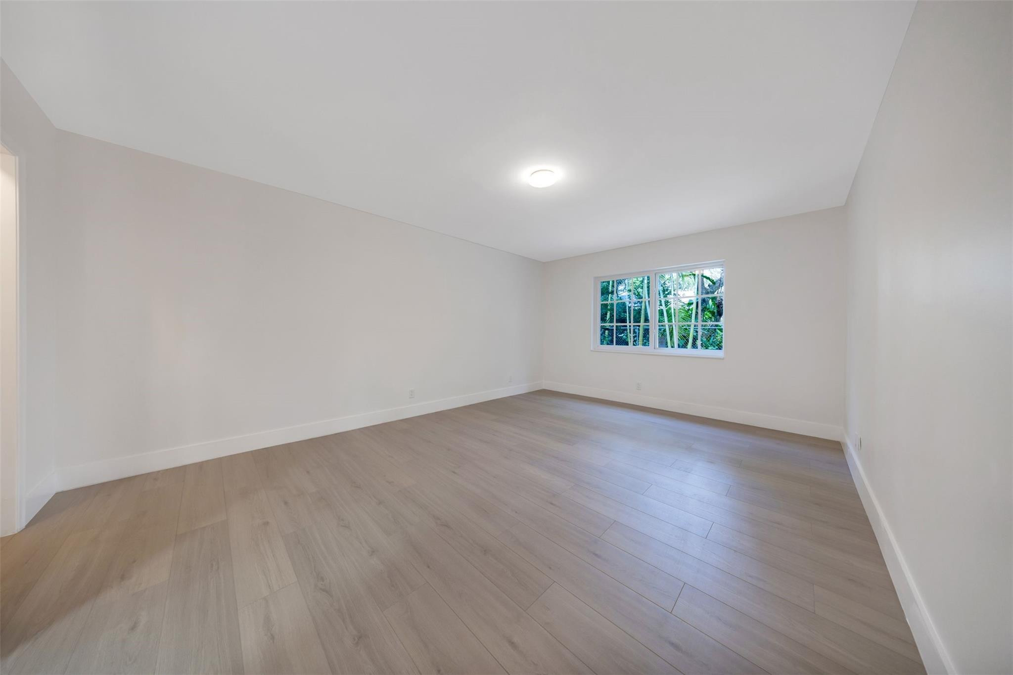 351 NE 19th Place 110K, Wilton Manors Unit: 110K