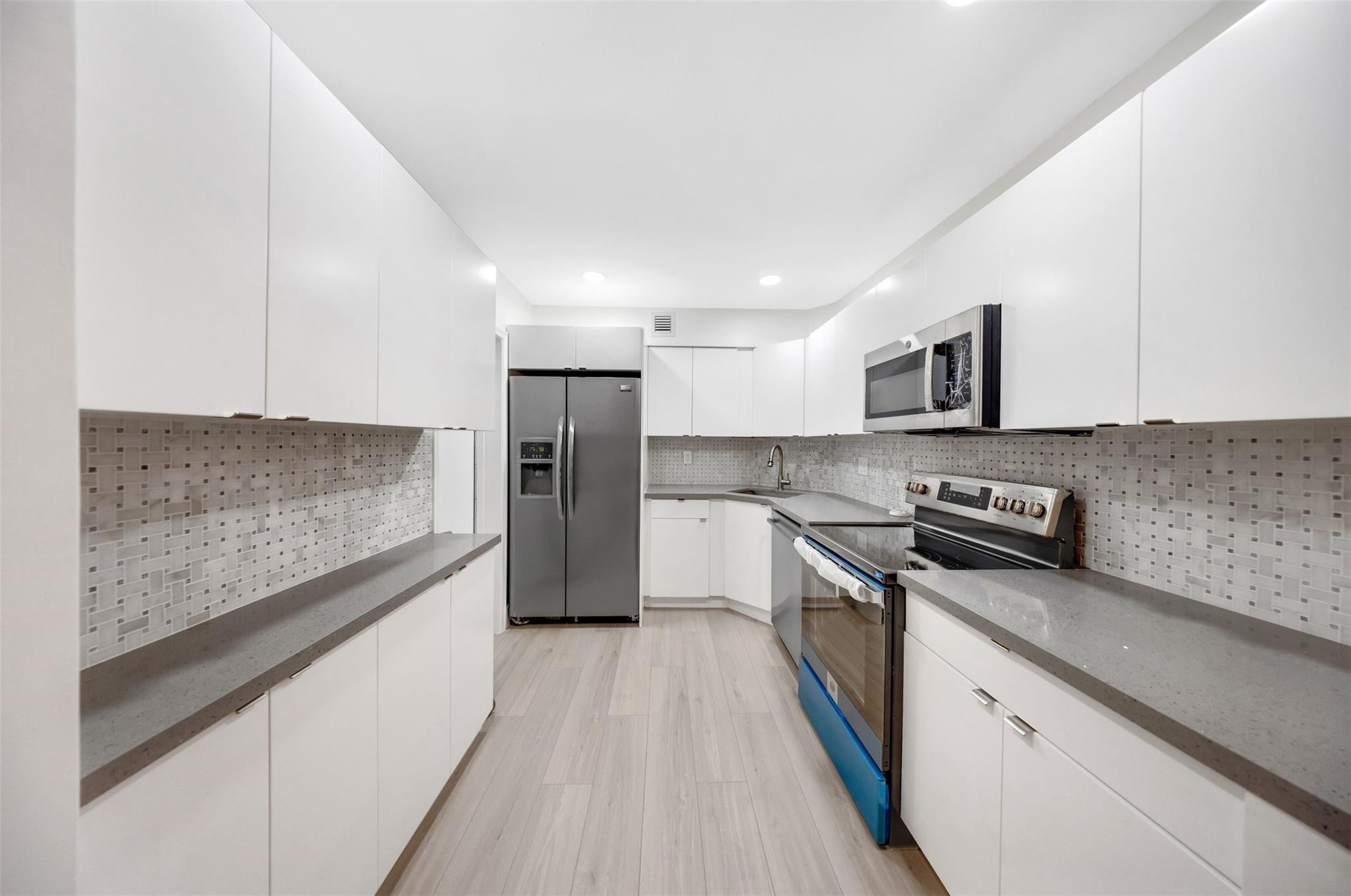 351 NE 19th Place 110K, Wilton Manors Unit: 110K