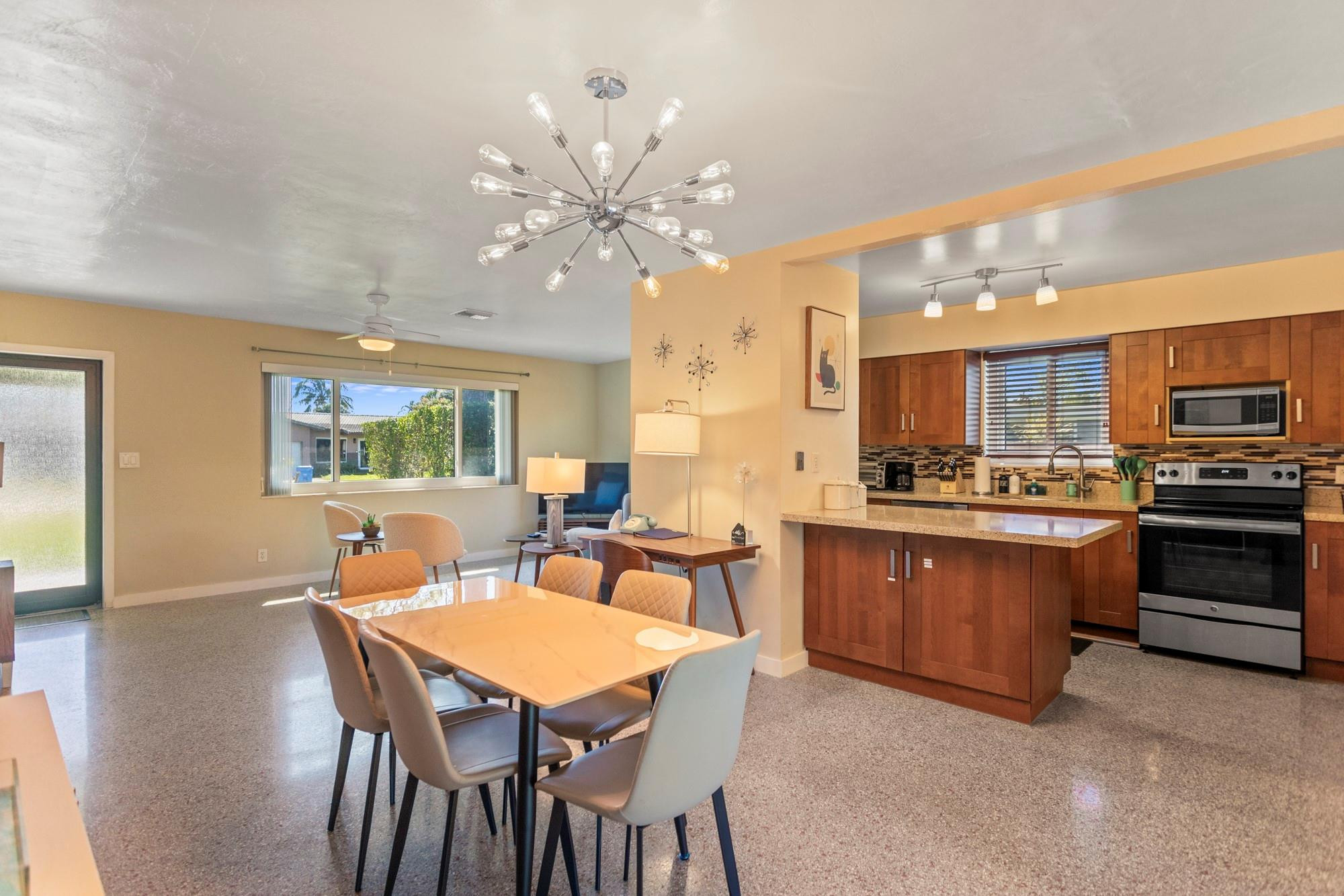 51 NE 46th St