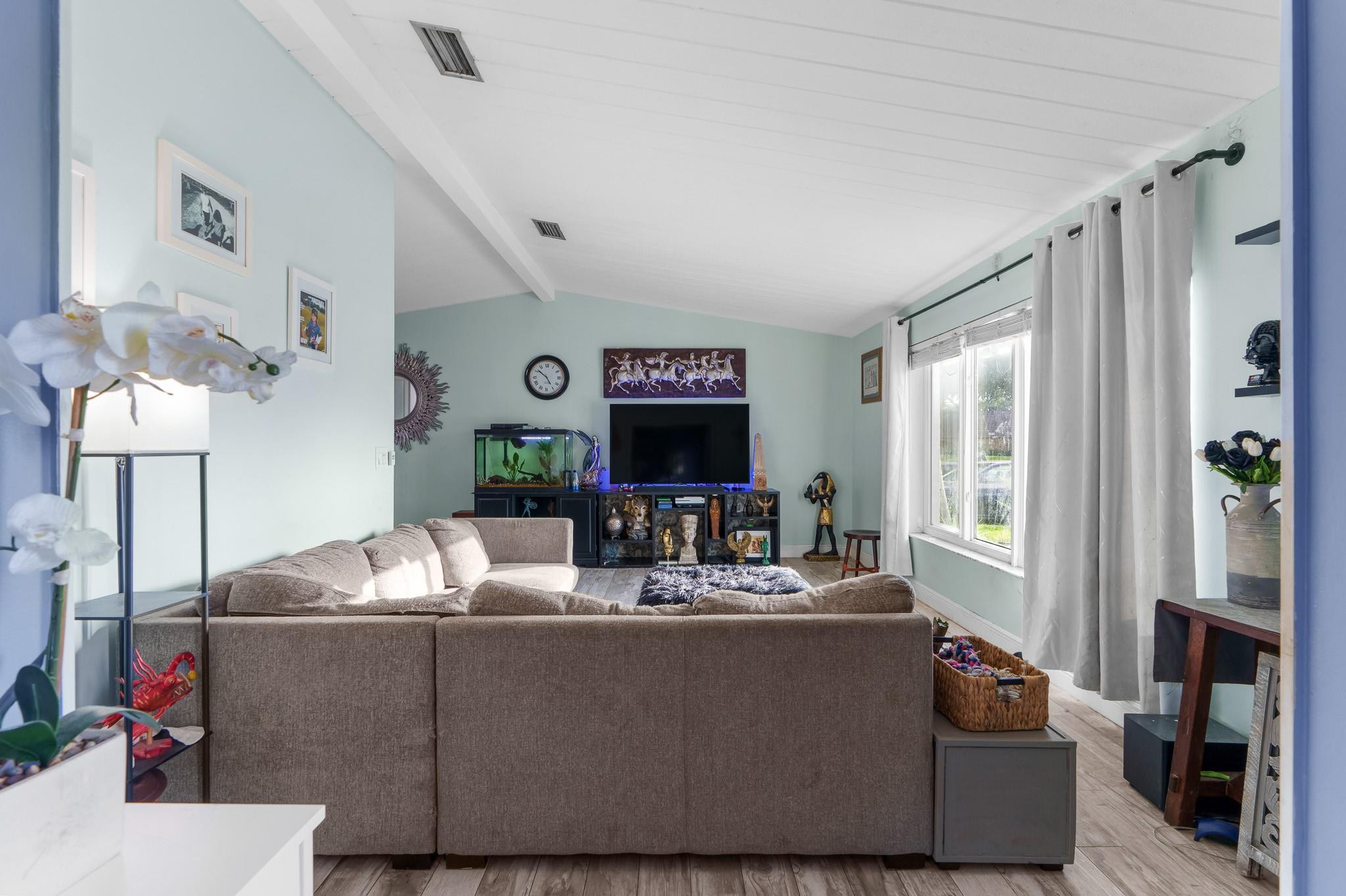 1480 SW 24th Ter