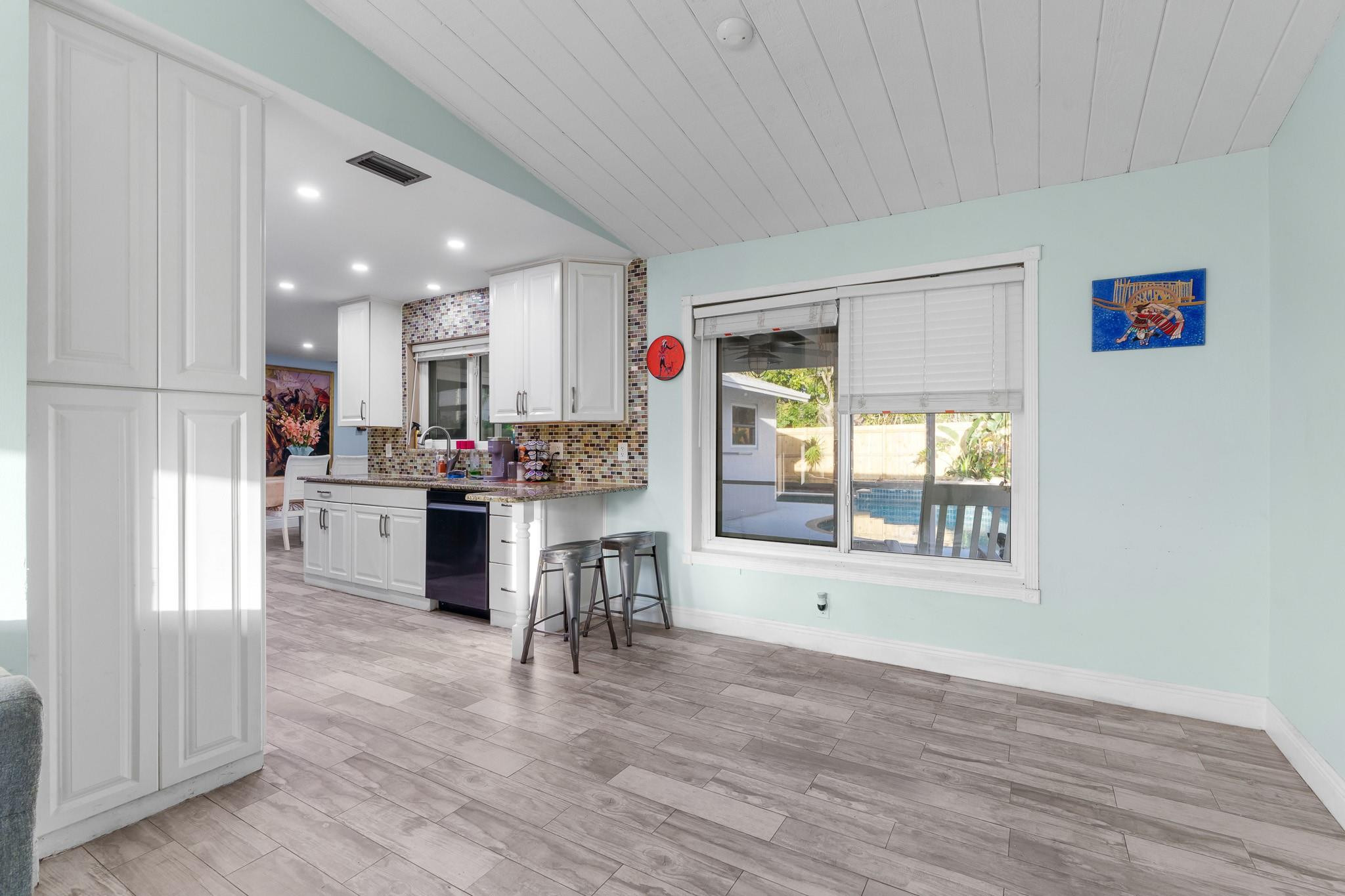 1480 SW 24th Ter
