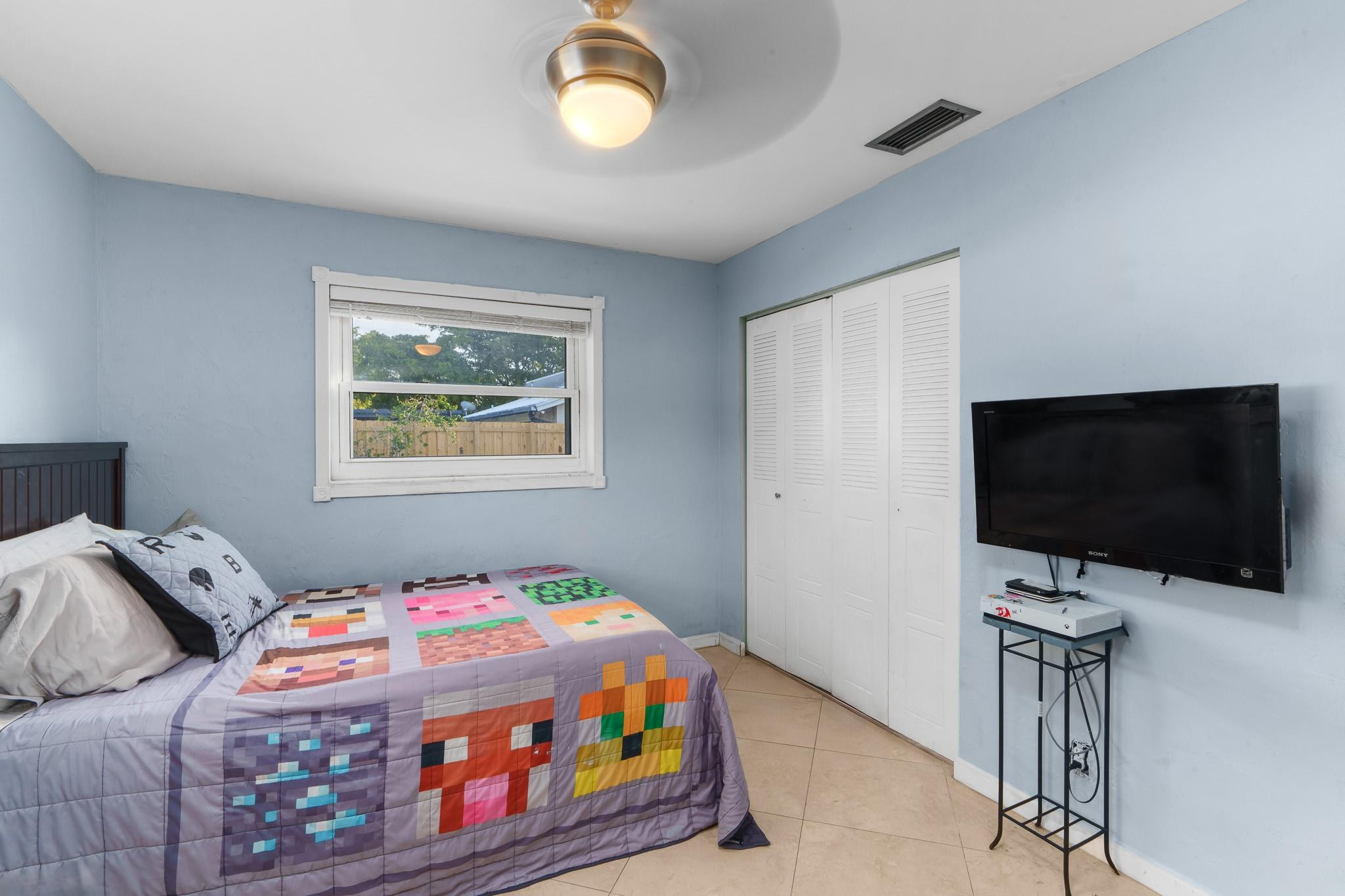 1480 SW 24th Ter