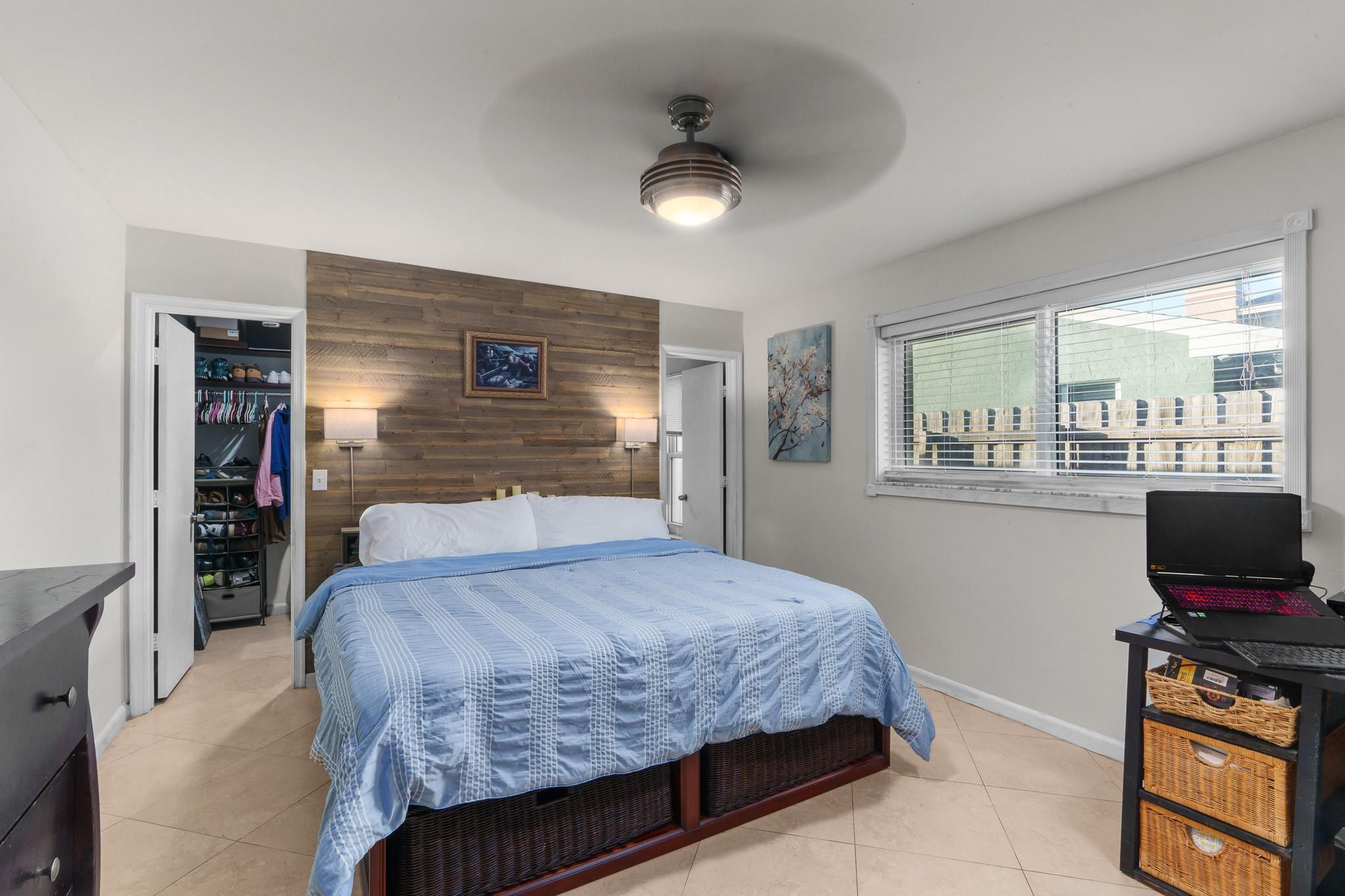 1480 SW 24th Ter