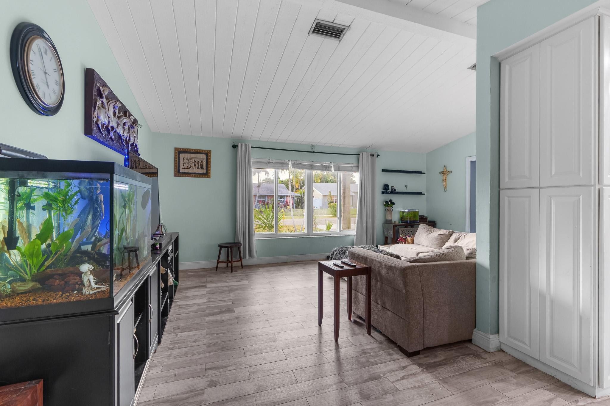 1480 SW 24th Ter